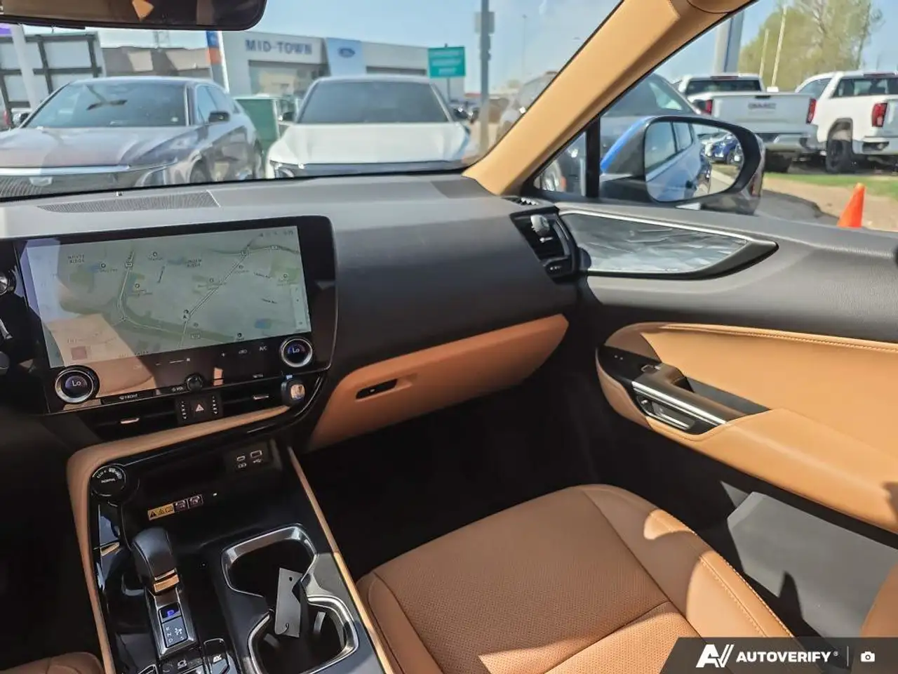 Lexus NX fotografie Lexus NX