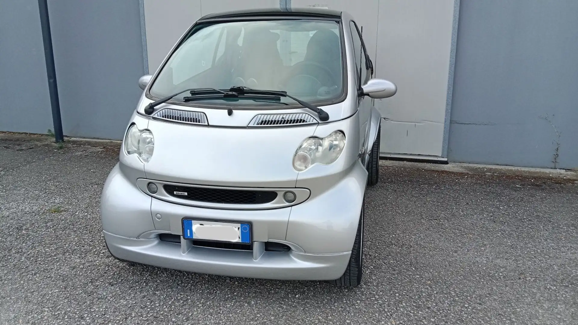 smart brabus 700 - da collezione Stříbrná - 1