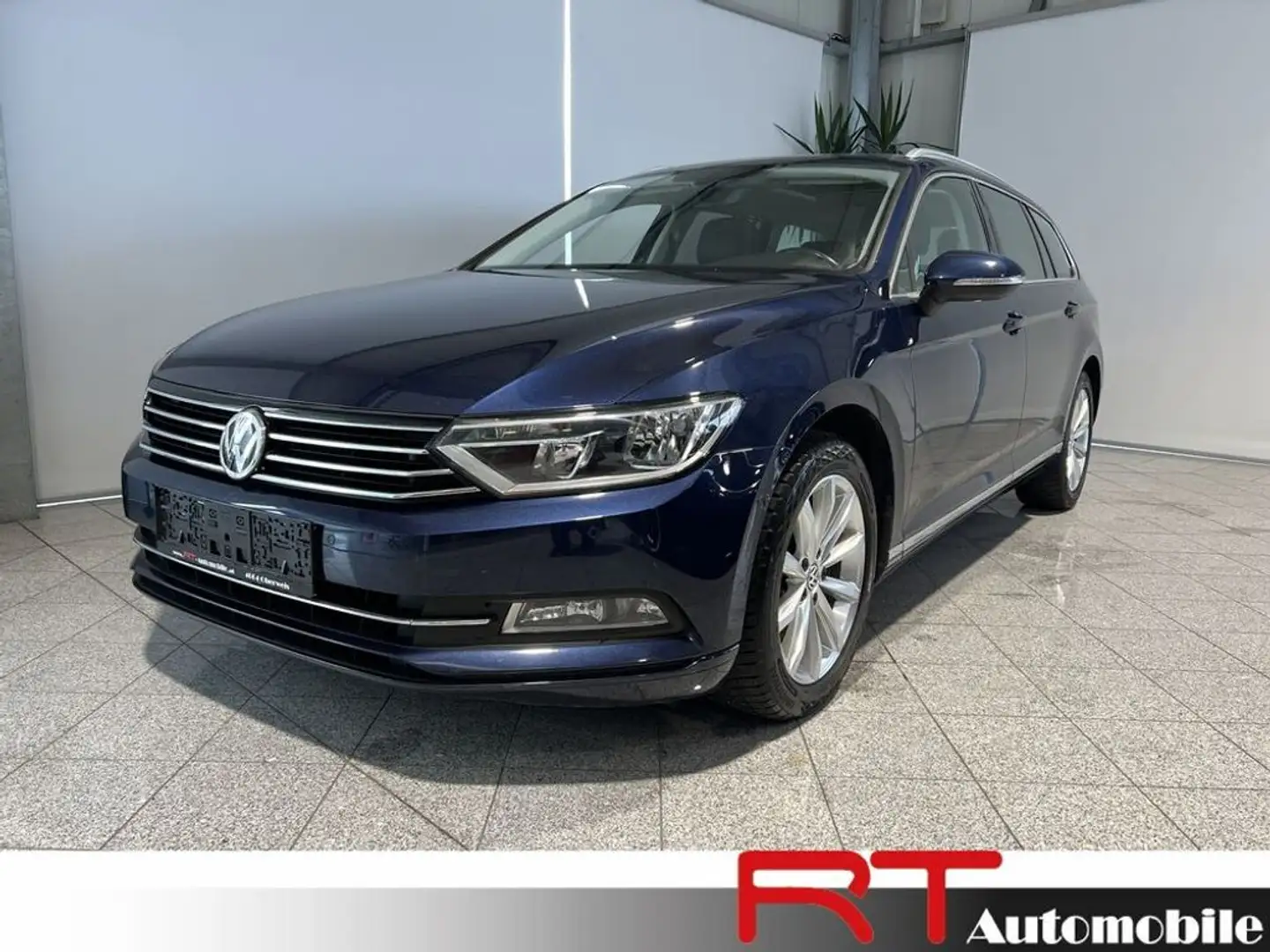 Volkswagen Passat Variant Highline ''Panorama-Virtual'' Blau - 1
