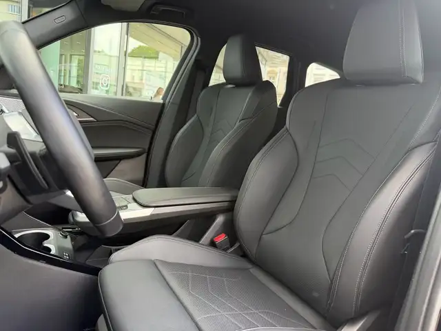 BMW X1 view 13