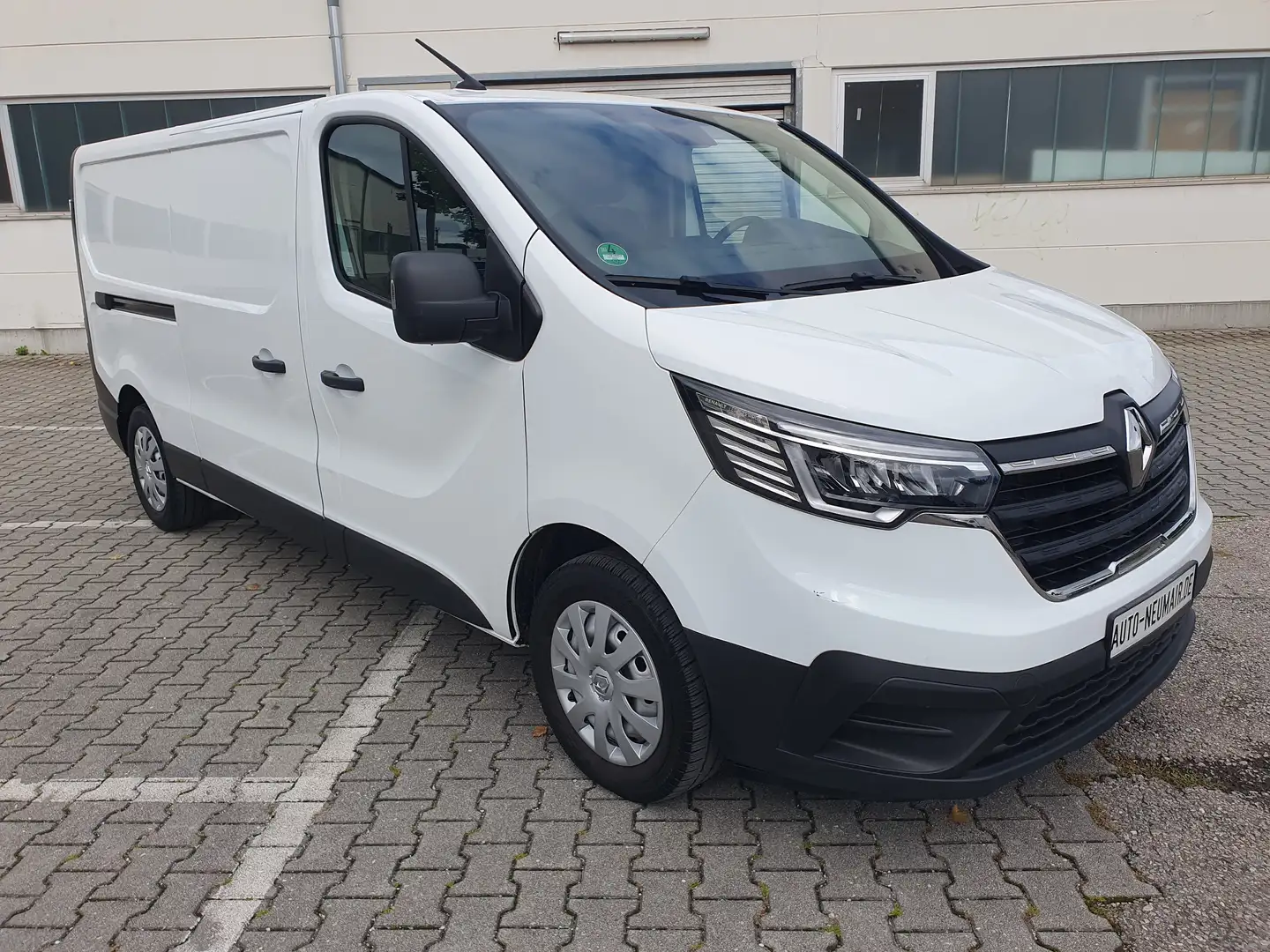 Renault Trafic 2.0 dCi Kasten L2H1 *Klima / Euro 6* Weiß - 2
