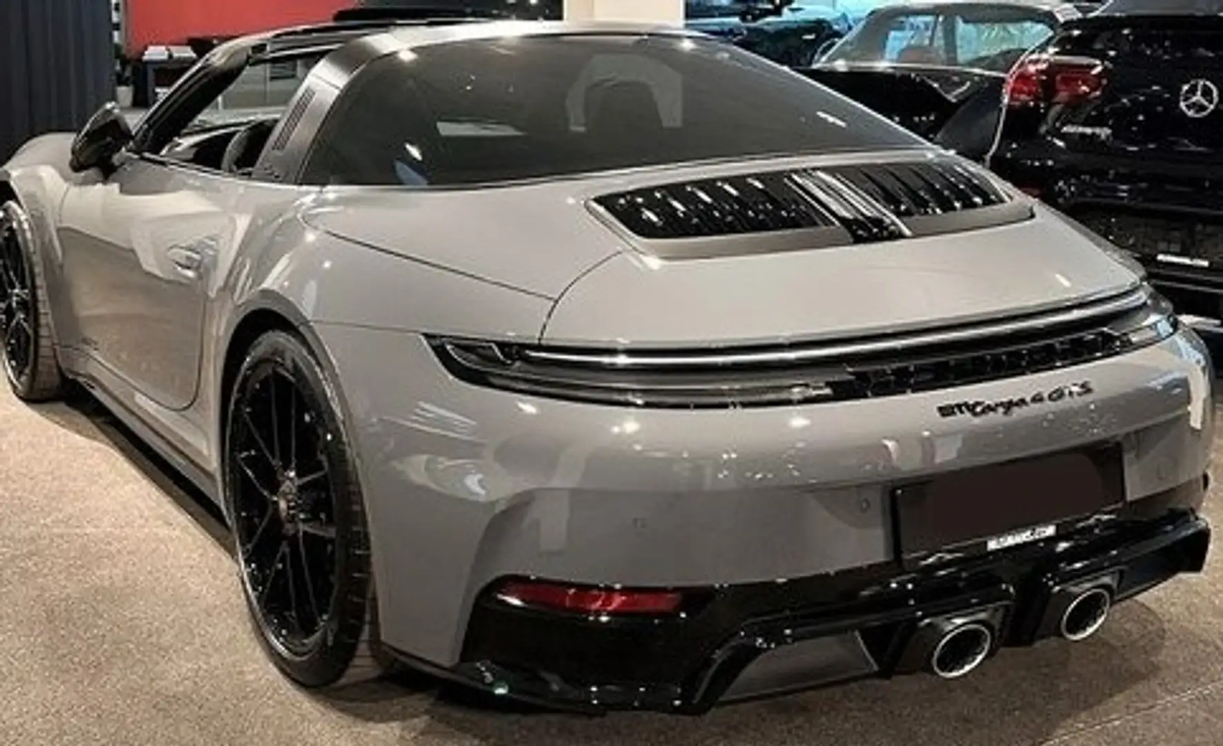 Porsche 992 Targa 4 GTS PDK Gris - 1