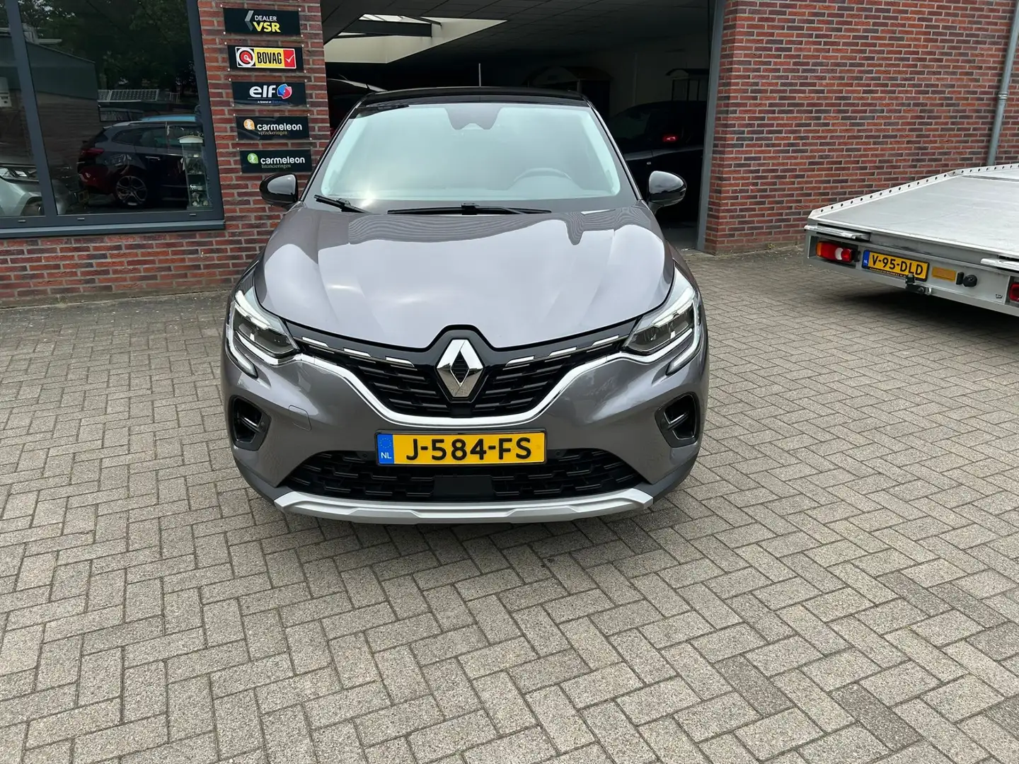 Renault Captur 1.0 TCe 100 Edition One trekhaak ,all season Gris - 2
