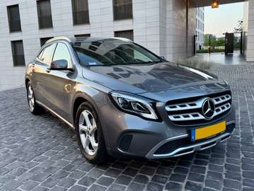 GLA 180 7G-DCT UrbanStyle Edition