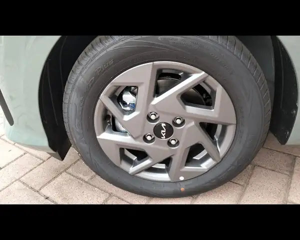 Kia Picanto view 6