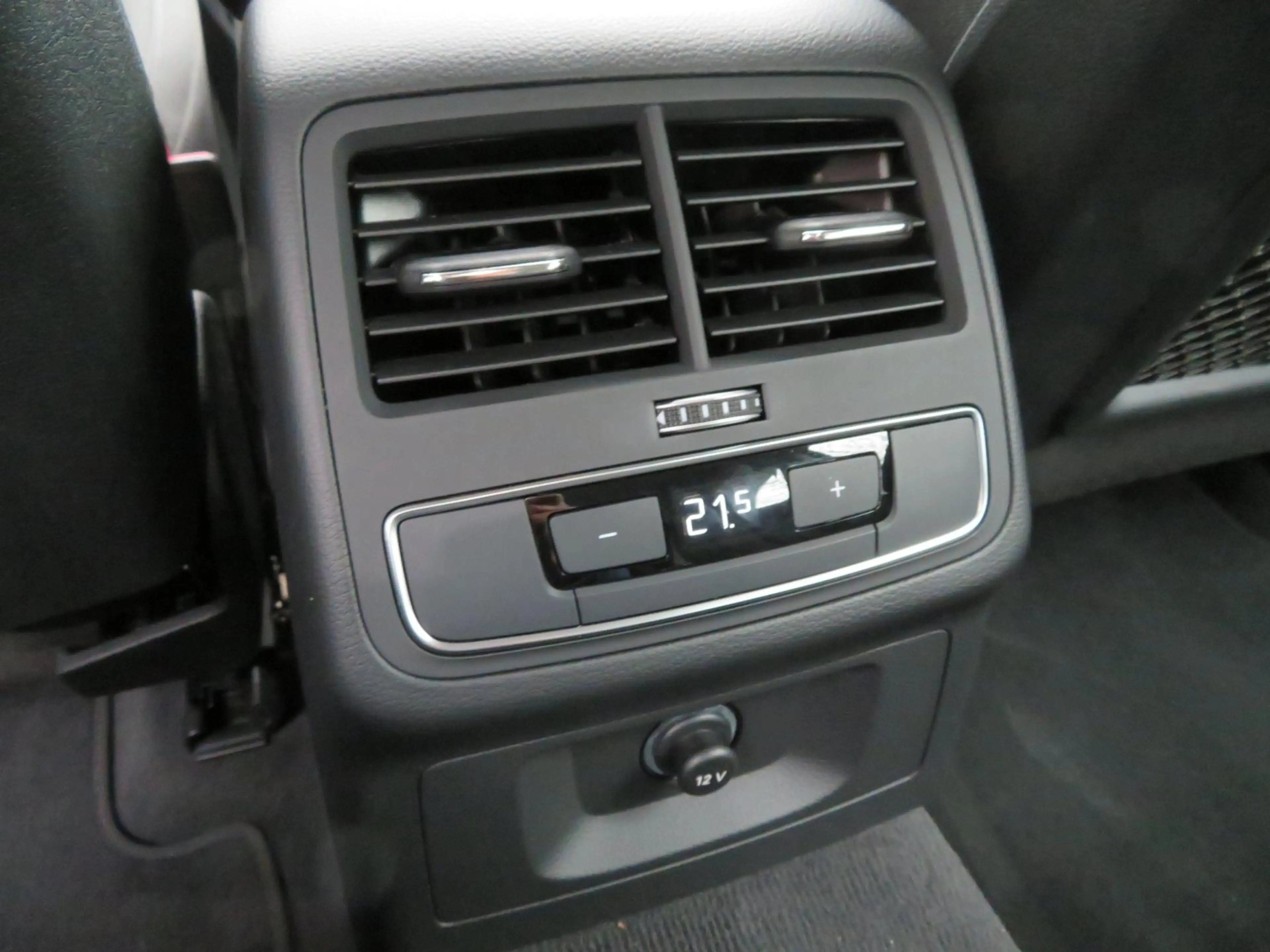 Audi A4 Avant 35 TFSI Advanced Edition TREKHAAK-NL AUTO-PD — photo 30