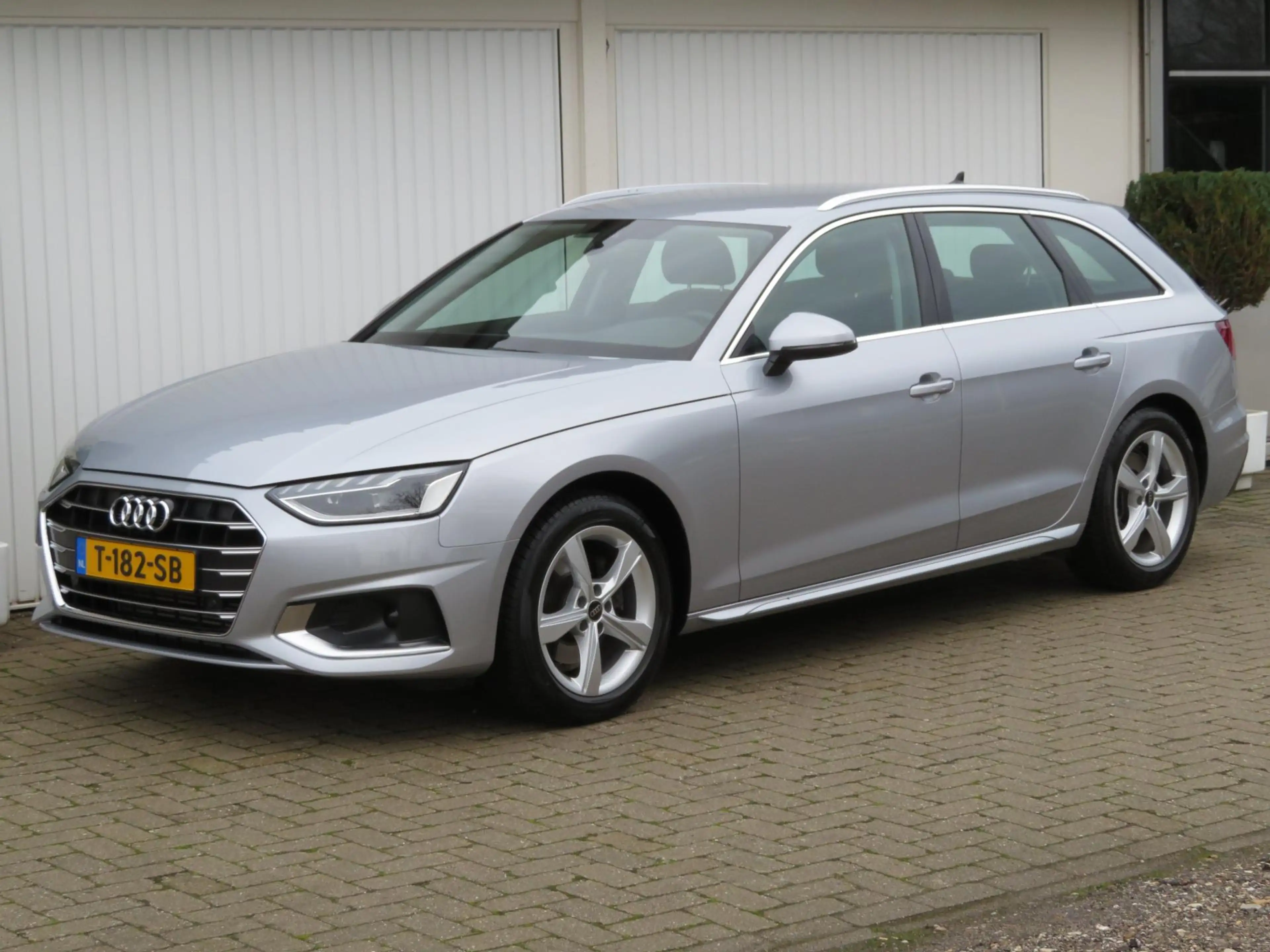 Audi A4 Avant 35 TFSI Advanced Edition TREKHAAK-NL AUTO-PD — photo 43