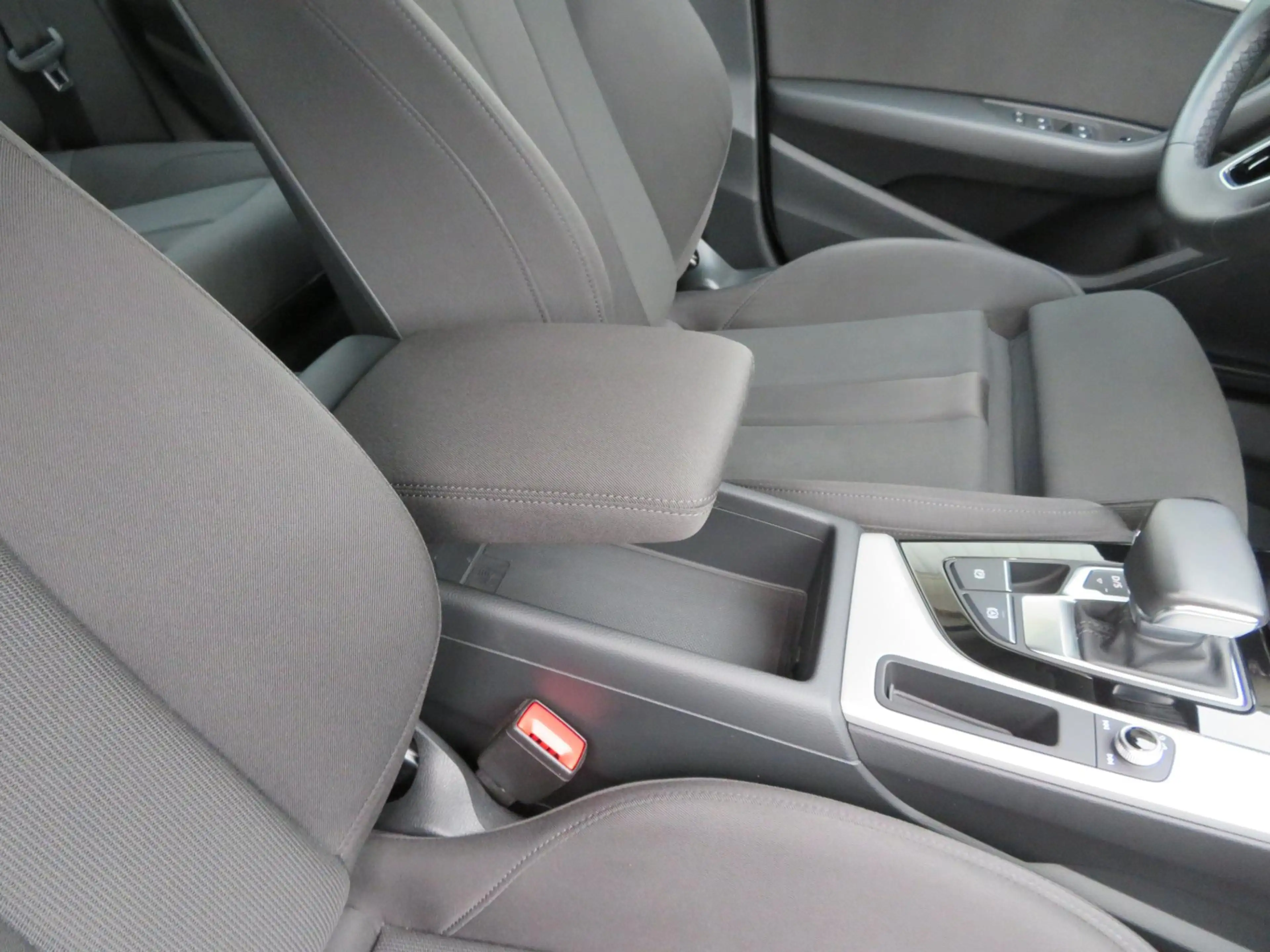 Audi A4 Avant 35 TFSI Advanced Edition TREKHAAK-NL AUTO-PD — photo 41