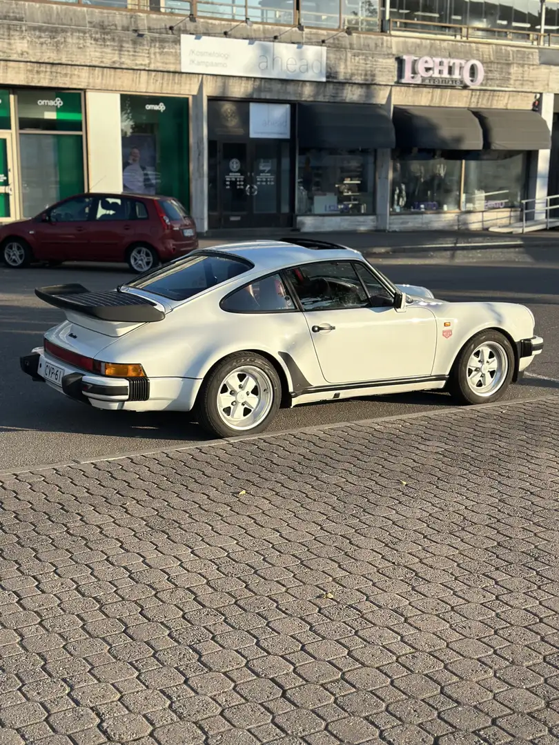 Porsche 930 911 Turbo (930) - 1