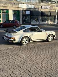 911 Turbo (930)