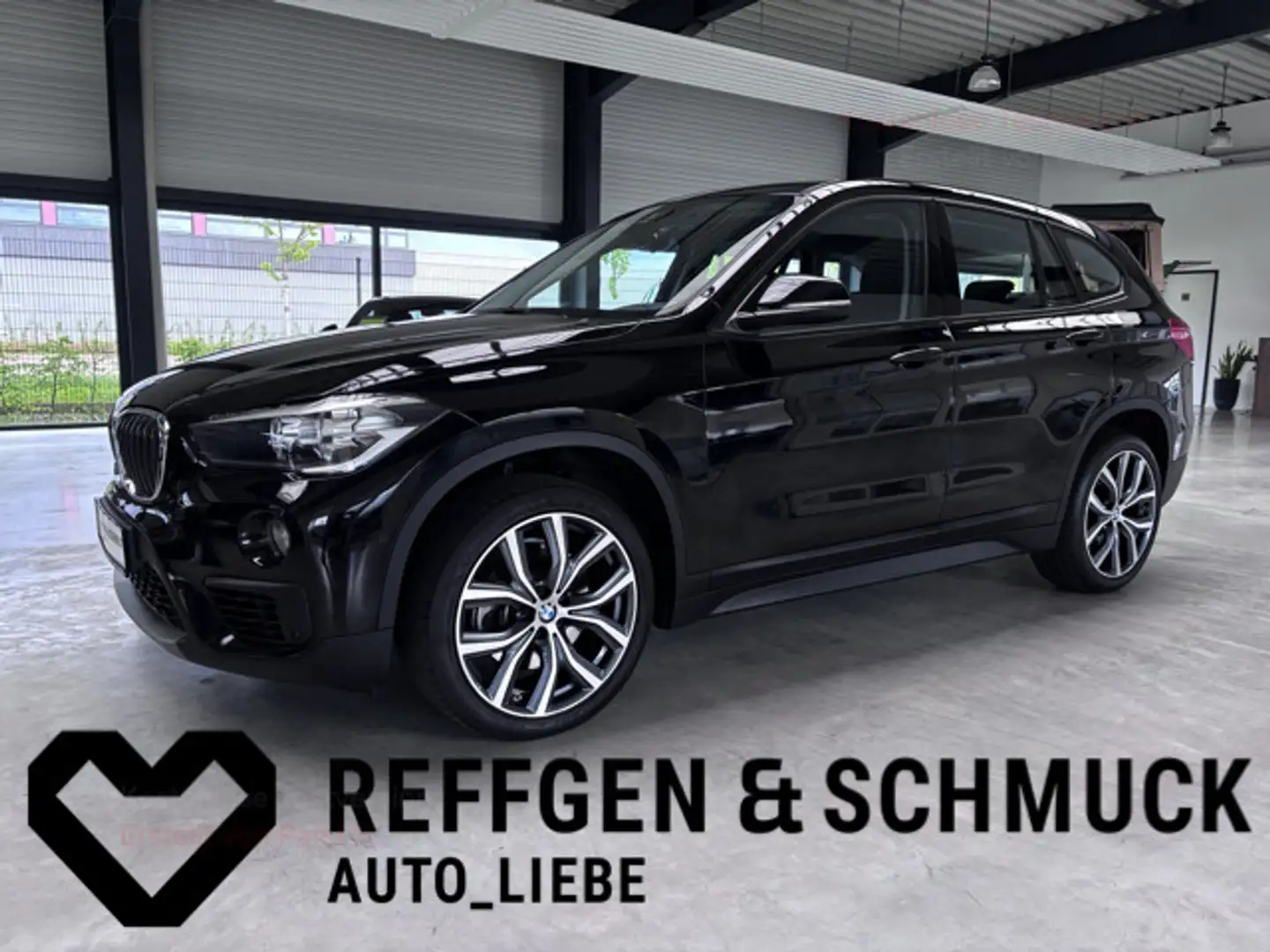 BMW X1 ADVANTAGE XD AUTOMAT+LEDER+NAV+KAMERA+TÜV+1HD Schwarz - 1