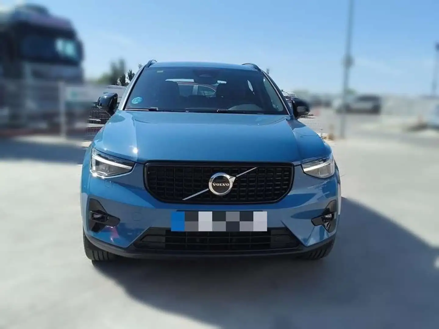 Volvo XC40 2.0 B3 G Plus Dark Auto Azul - 1
