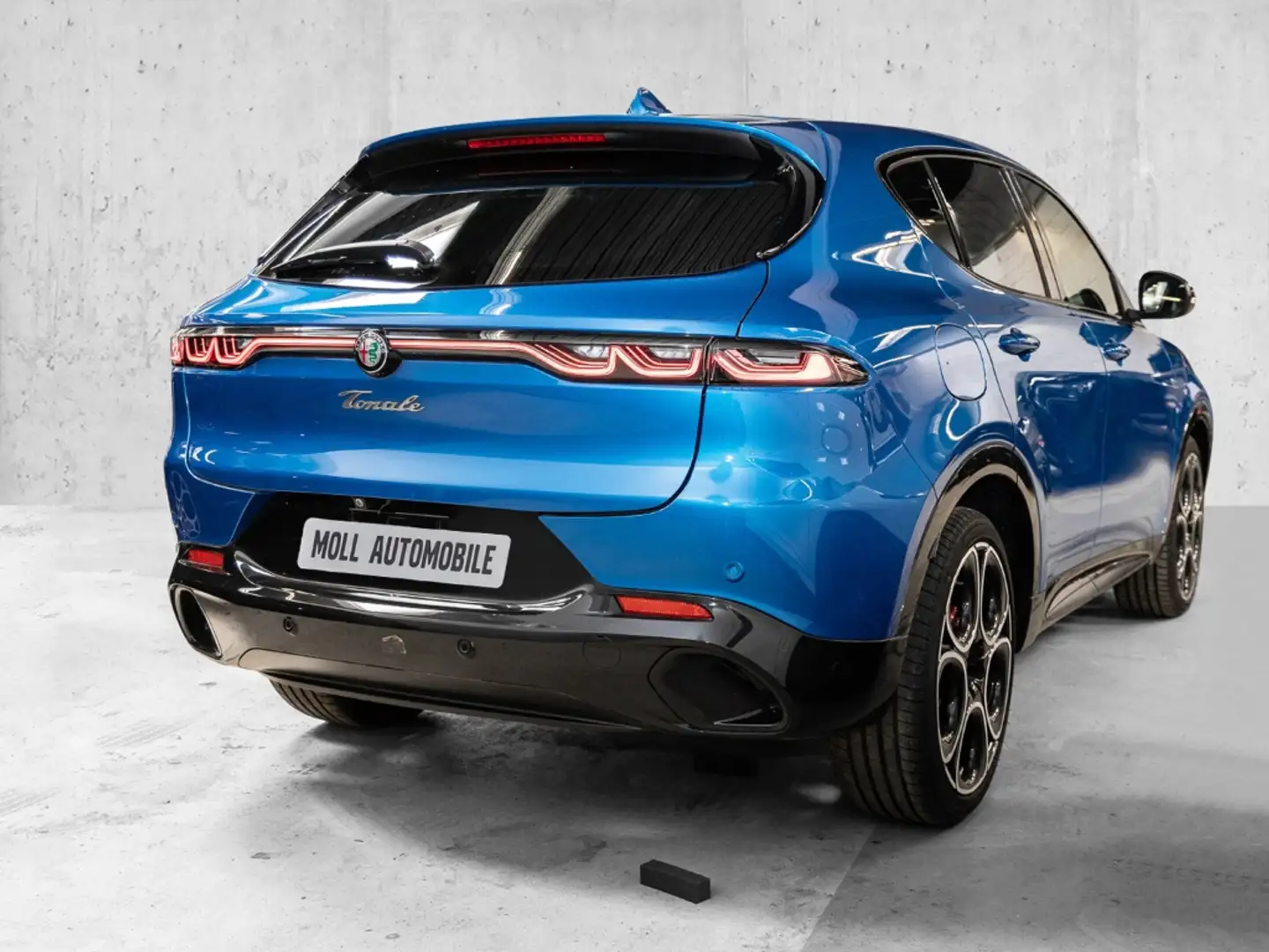 Alfa Romeo Tonale Edizione Speciale Mild Hybrid WINTERPAKET Modrá - 2