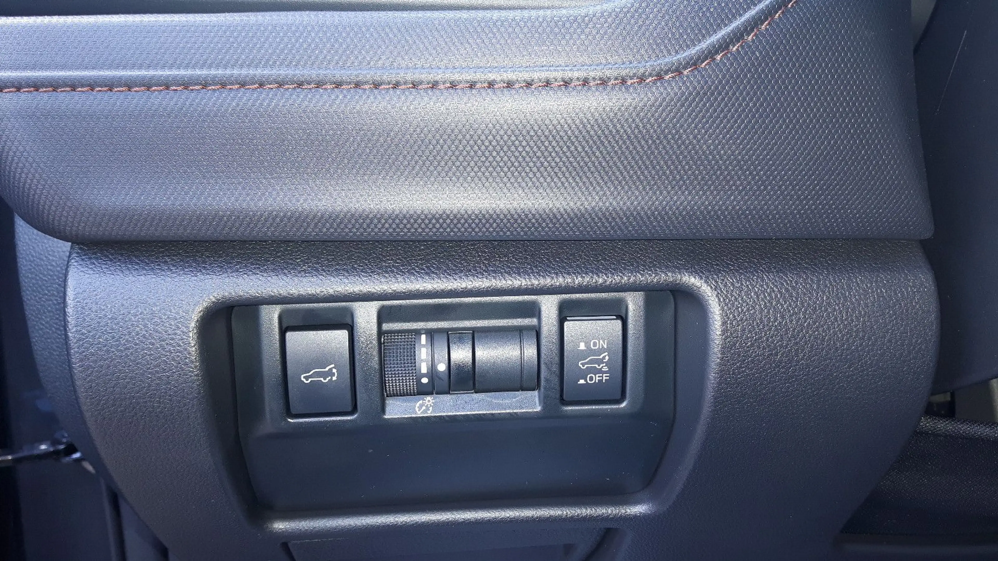 Subaru Forester 2.0 ie AWD Platinum — photo 9