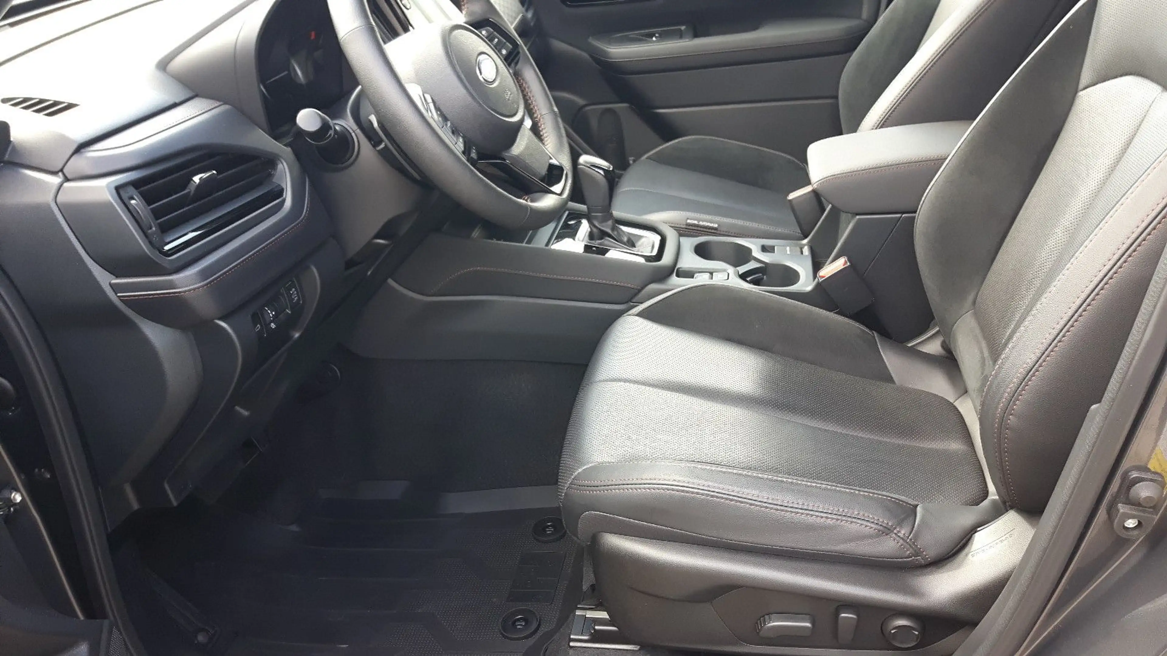 Subaru Forester 2.0 ie AWD Platinum — photo 8