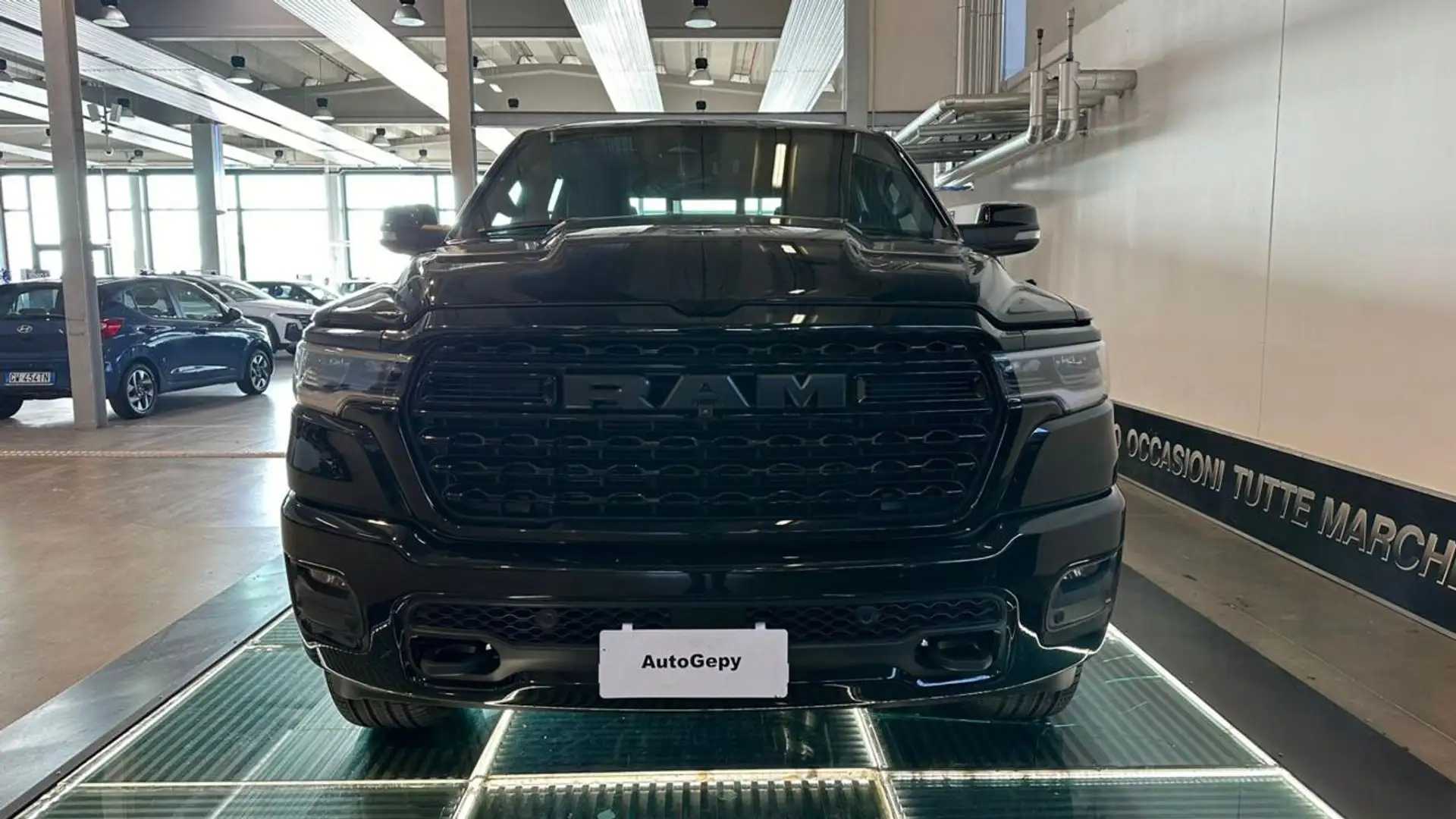 Dodge RAM NEW LIMITED NIGHT 3.0L 540CV Nero - 2