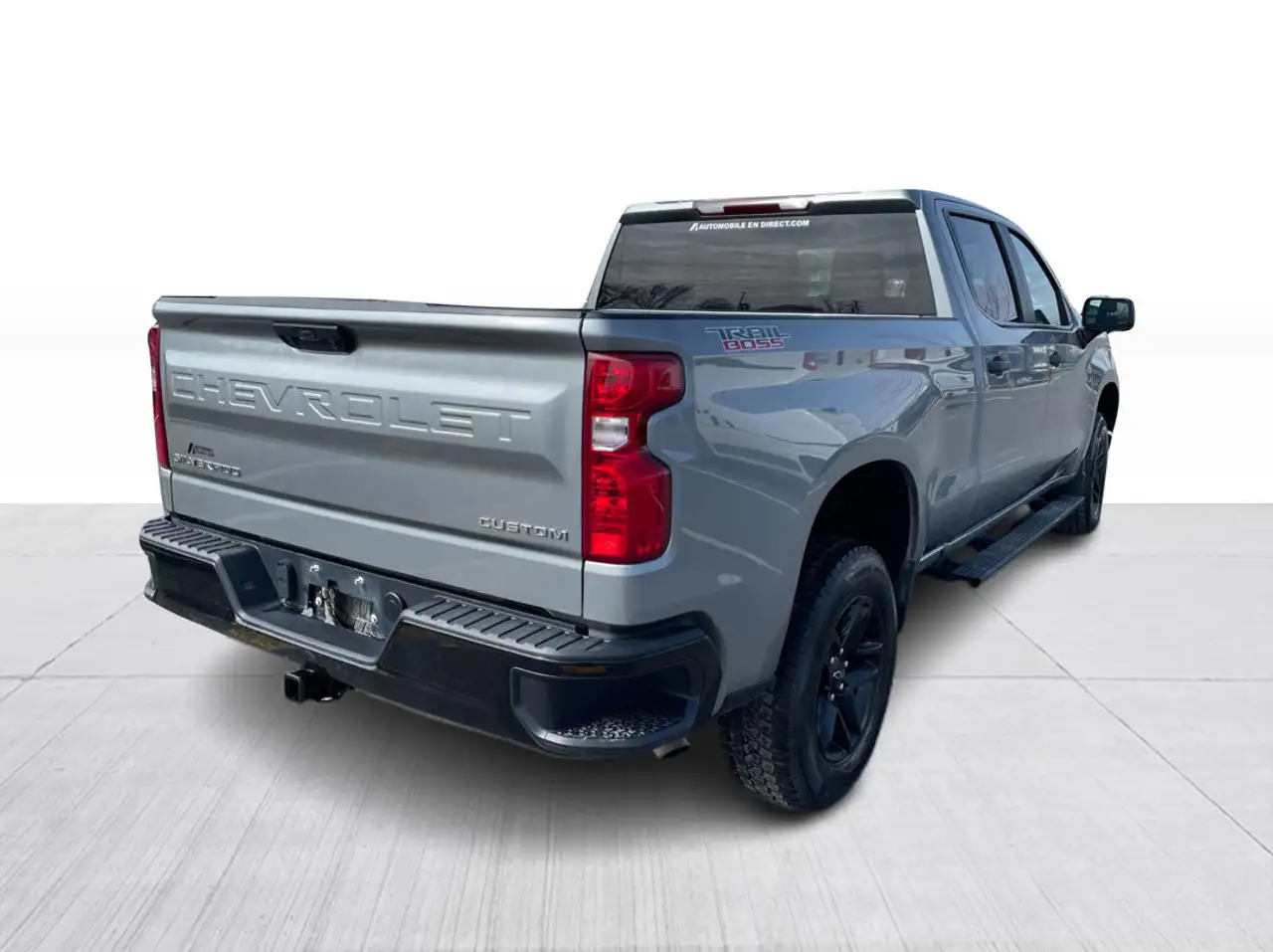 Chevrolet Silverado 1500 снимка Chevrolet Silverado 1500