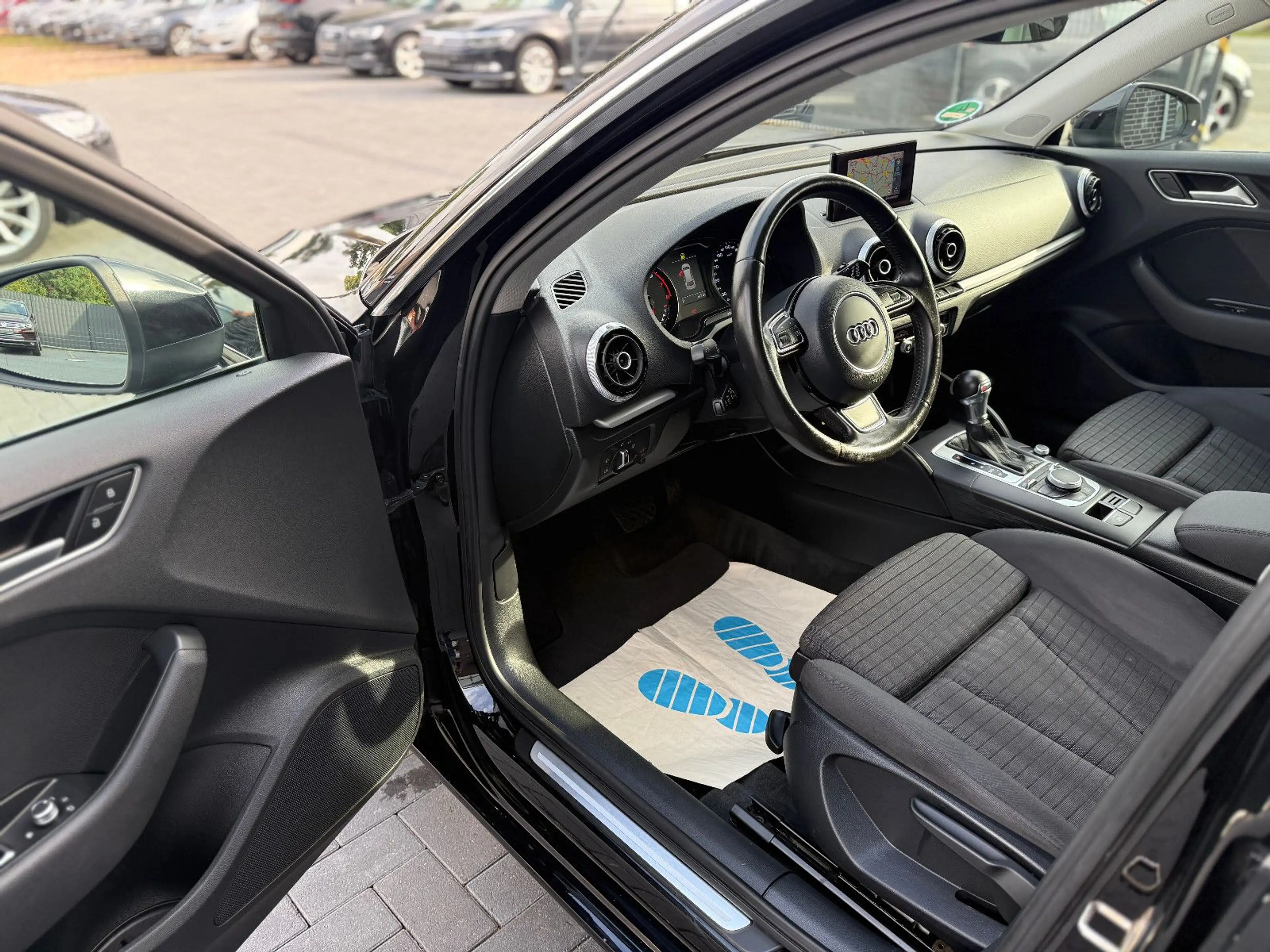 Audi A3 Sportback ambition*Bi-Xenon*Automatik*SHZ*Nav — photo 10