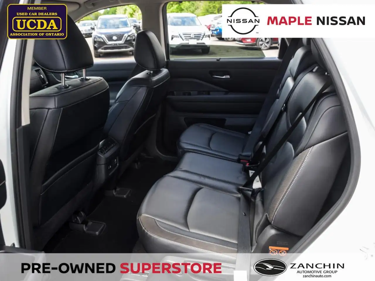Nissan Pathfinder photo Nissan Pathfinder