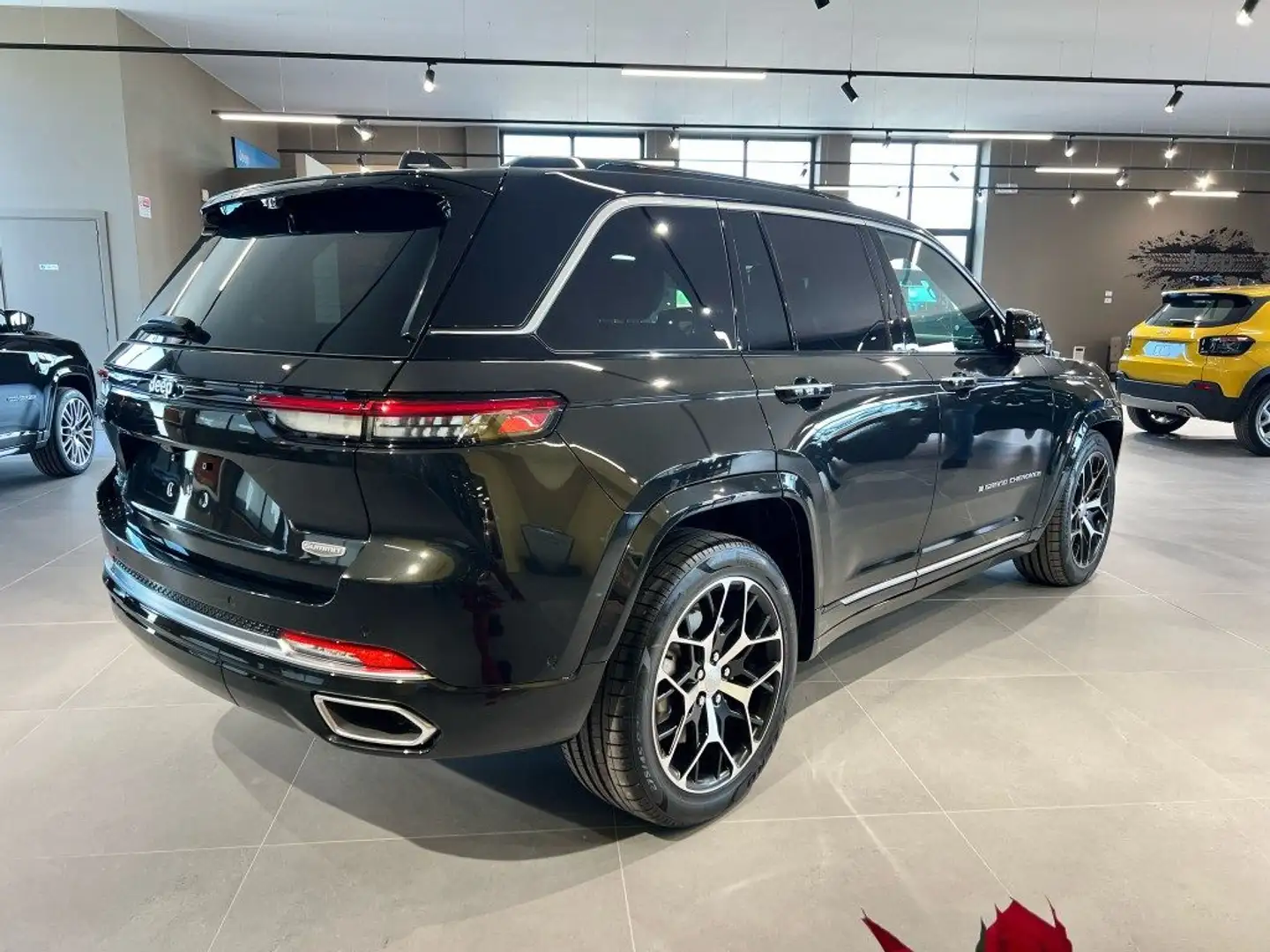 Jeep Grand Cherokee 2.0 PHEV ATX 4xe Summit Reserve Negru - 2