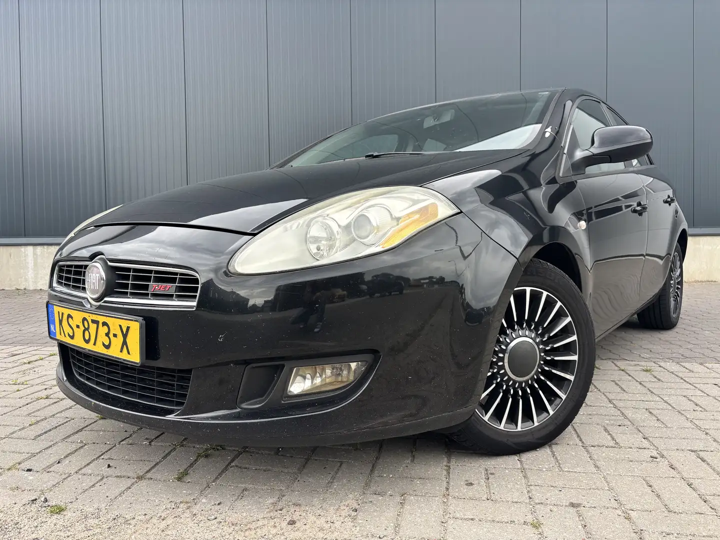 Fiat Bravo 1.4 T-Jet AIRCO|PDC|ISOFIX|APK Zwart - 1