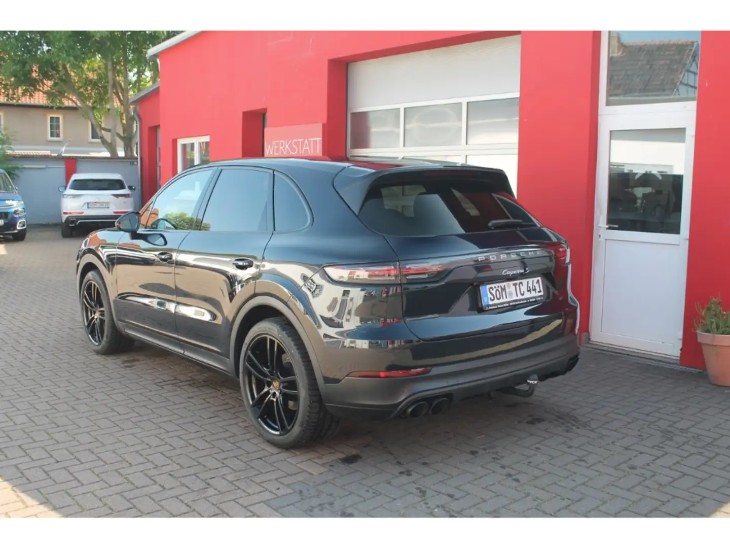 Porsche Cayenne S E3 Luft PDLS+ SHZ DAB Navi Kamera AHK Blau - 2
