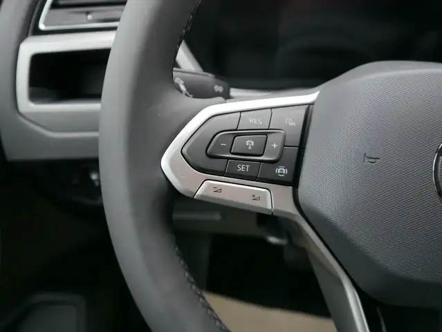 Volkswagen Touran view 14