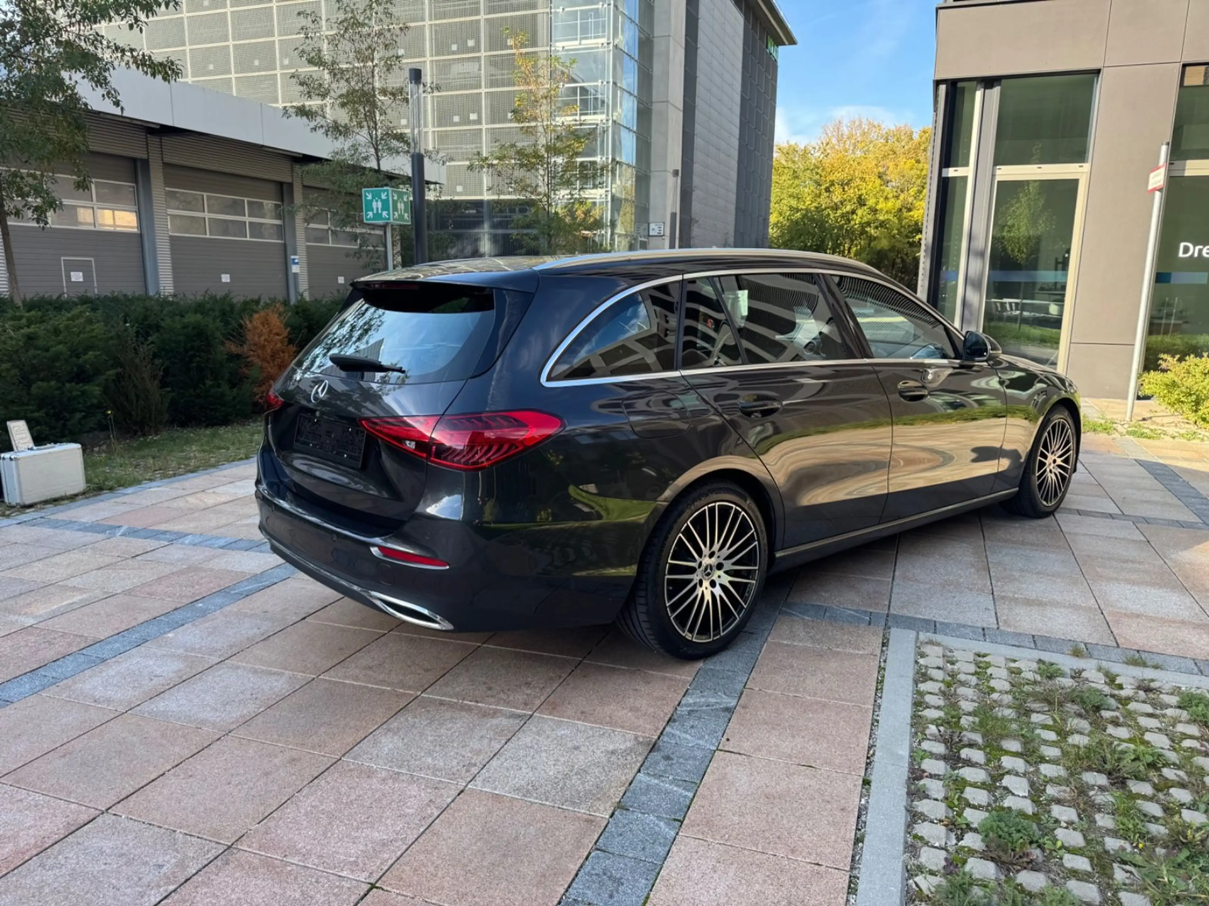 Mercedes-Benz C 220 d T Avantgarde/1.Hand/Top Zustand/Garantie — photo 5