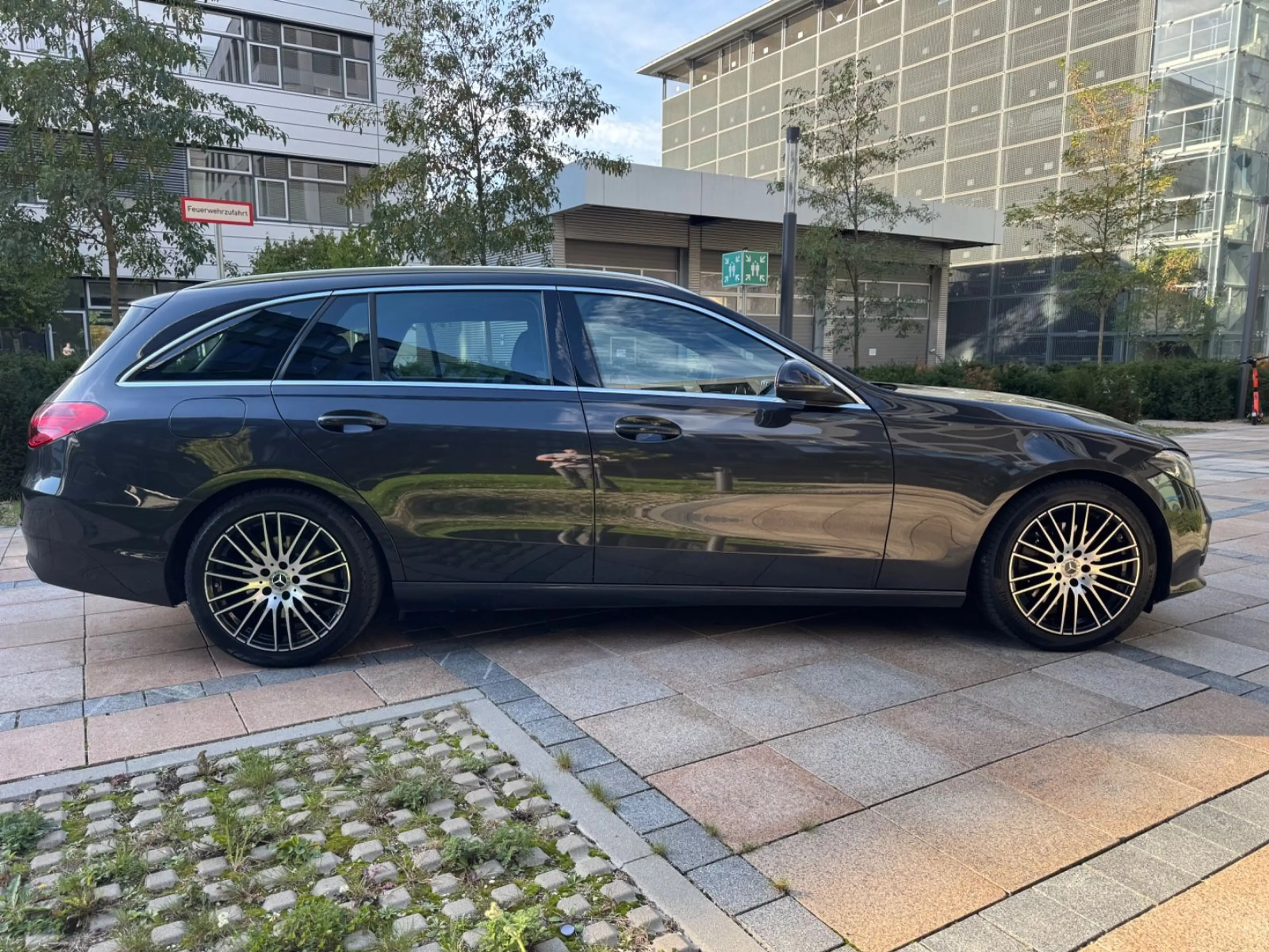 Mercedes-Benz C 220 d T Avantgarde/1.Hand/Top Zustand/Garantie — photo 4