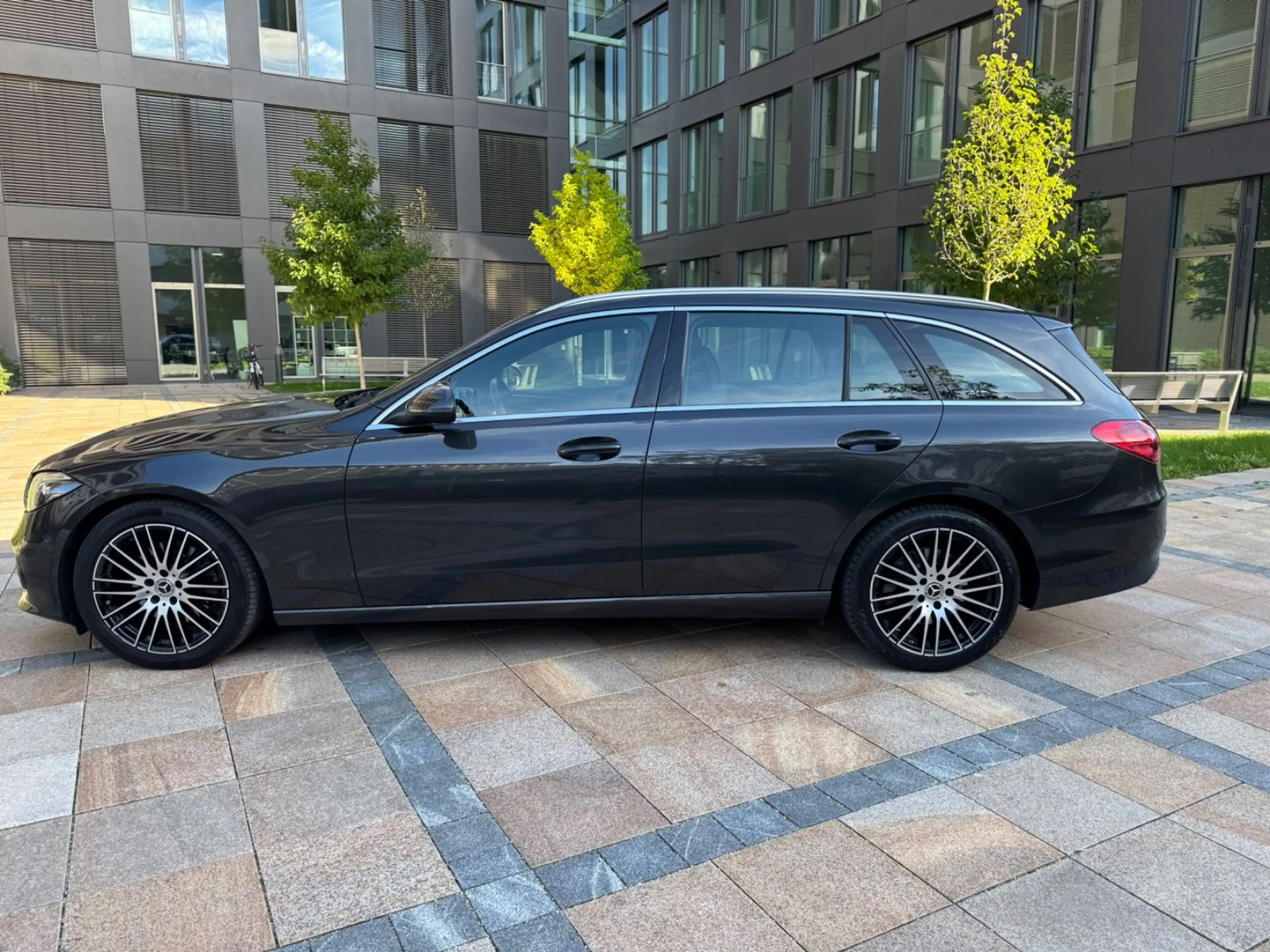 Mercedes-Benz C 220 d T Avantgarde/1.Hand/Top Zustand/Garantie — photo 8