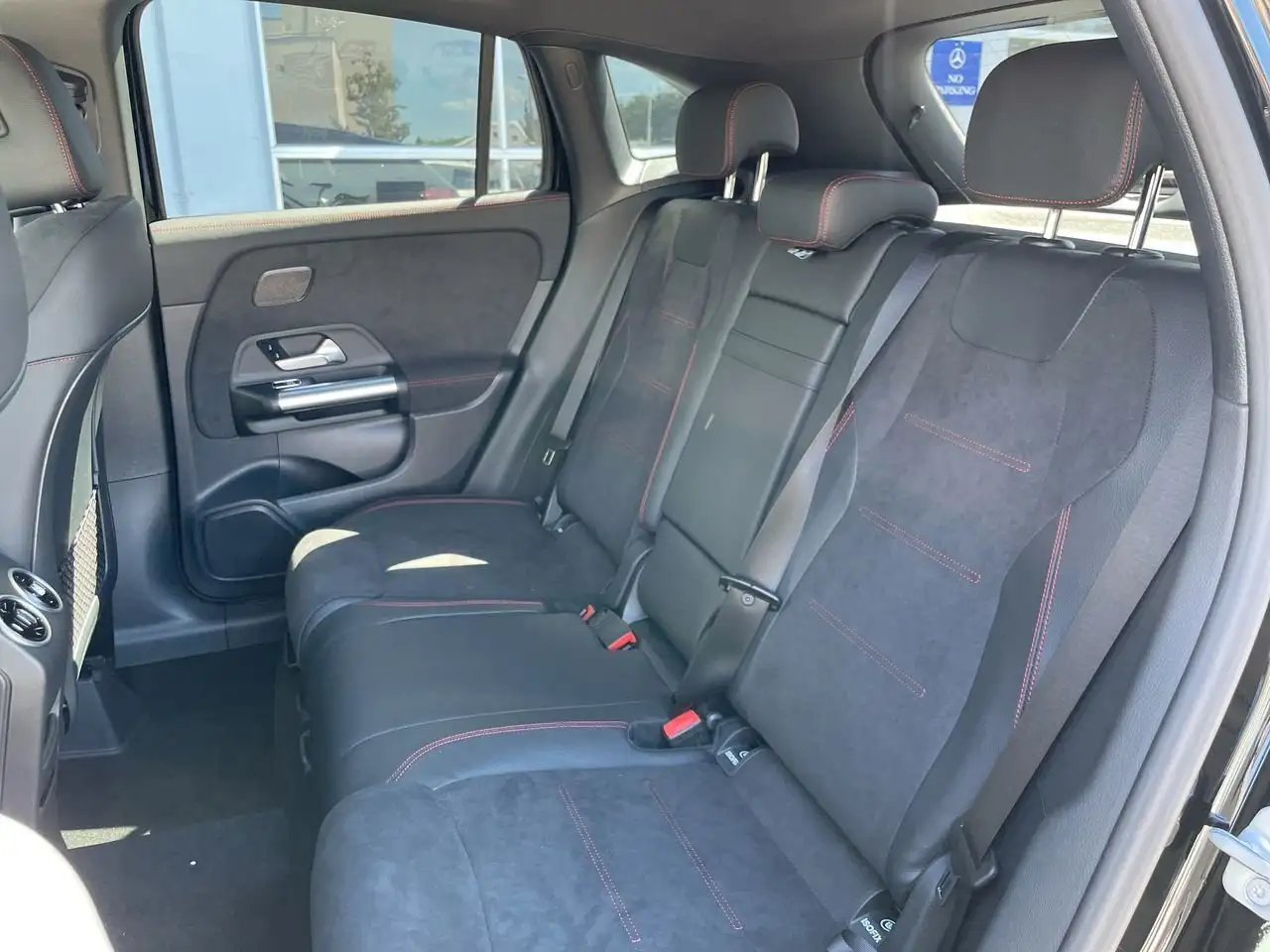 Mercedes-Benz GLA fotografie Mercedes-Benz GLA