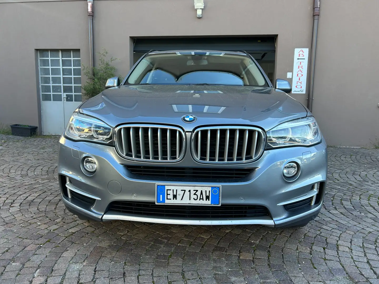 BMW X5 X5 sdrive25d Experience 218cv auto 7 posti Gris - 1