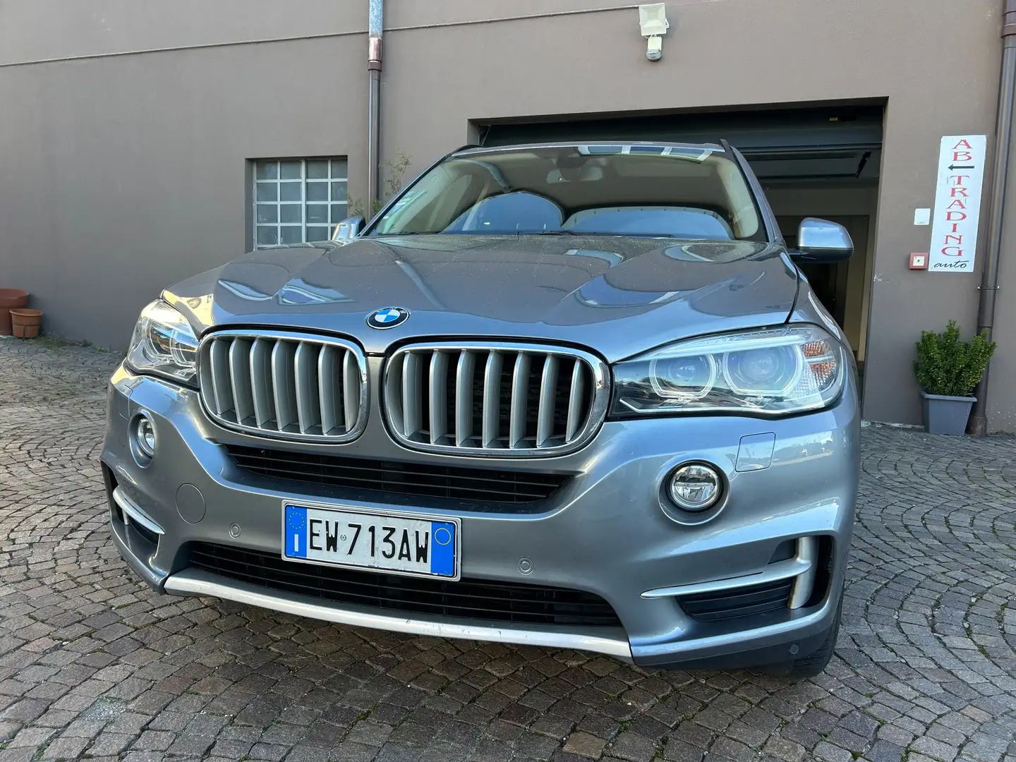 BMW X5 X5 sdrive25d Experience 218cv auto 7 posti Gris - 2