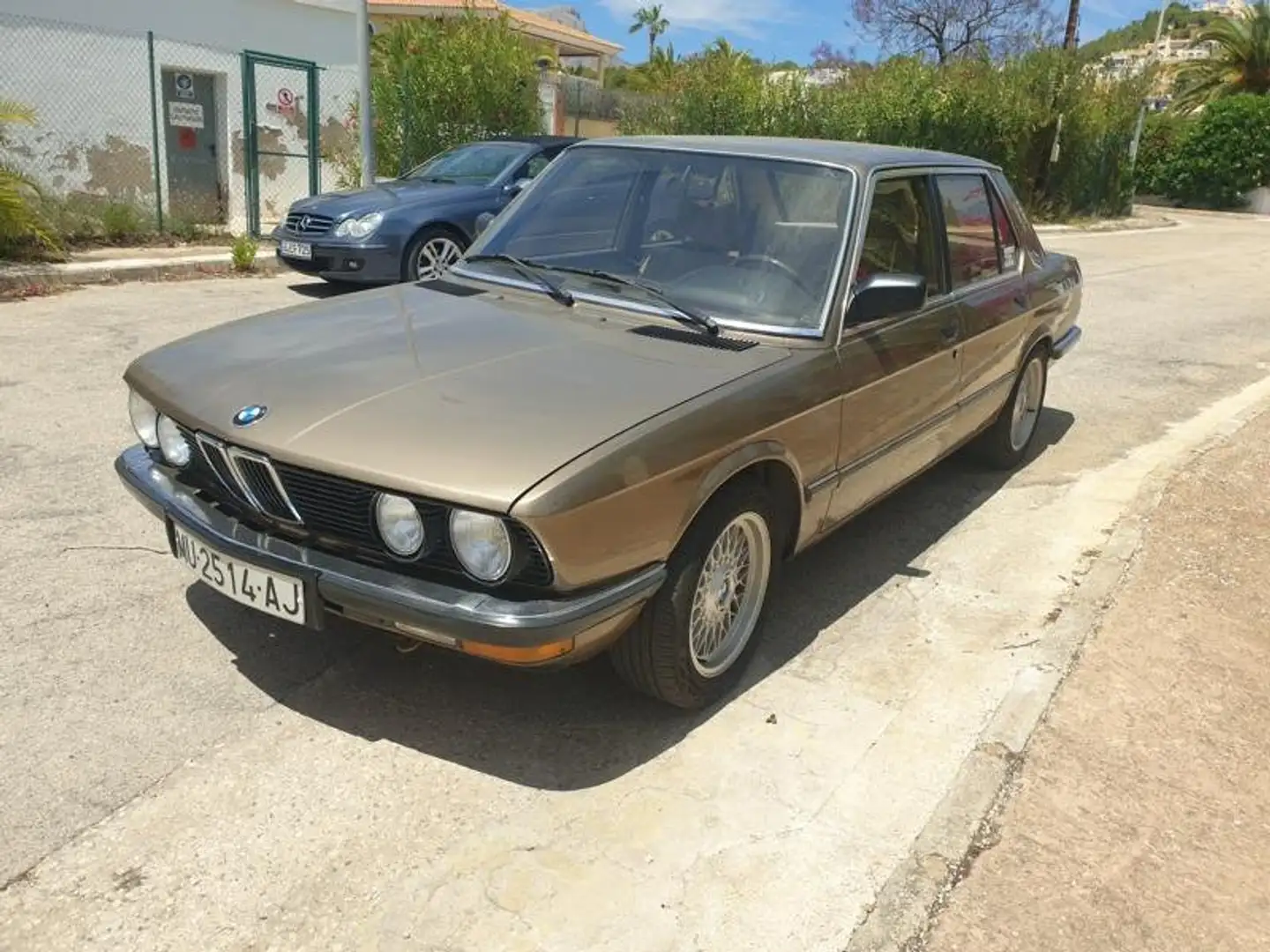 BMW 525 525i Bronze - 2