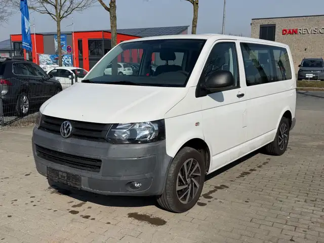 Volkswagen T5 Caravelle 2.0 TDI DSG Klima 8-Sitze
