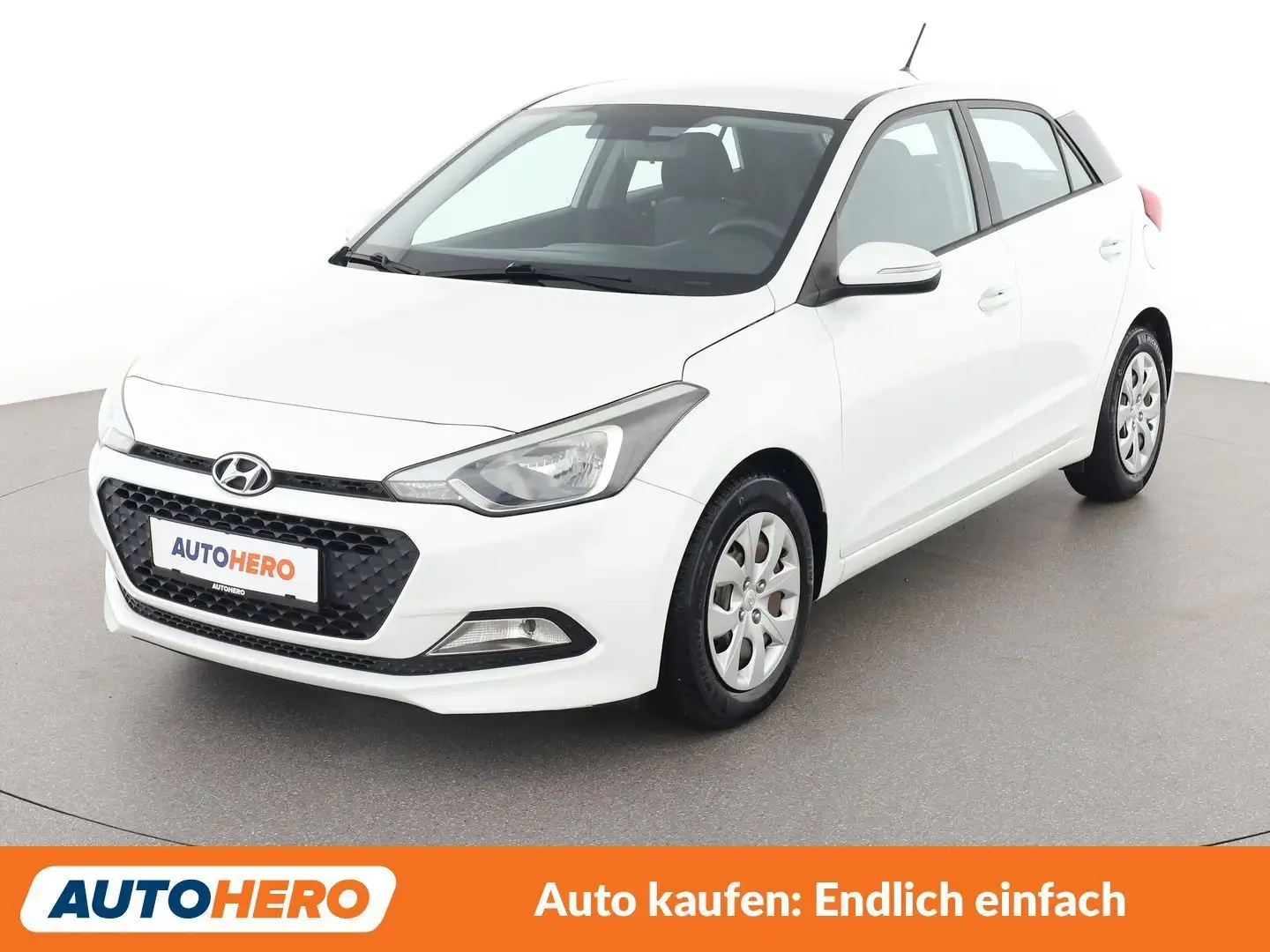 Hyundai i20 1.2 Start Weiß - 1