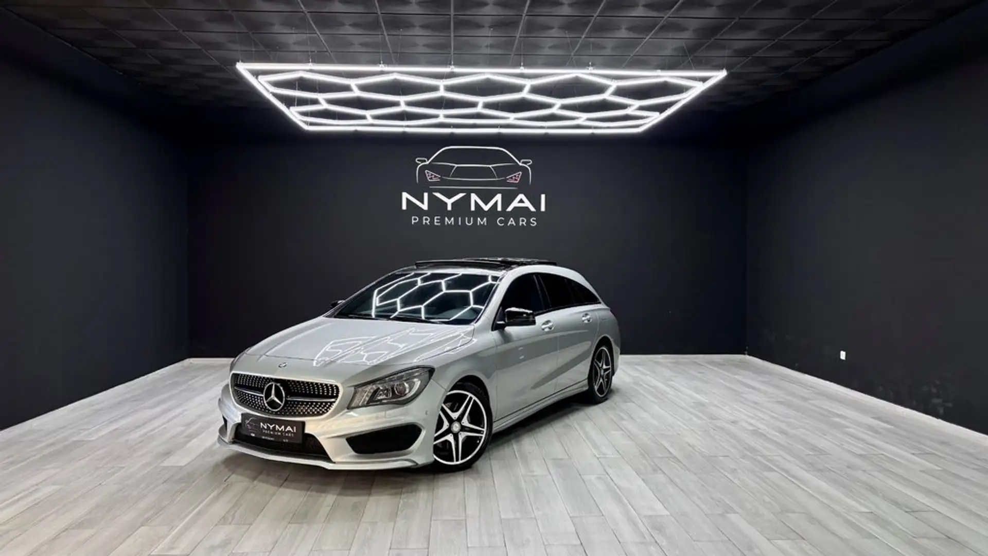Mercedes-Benz CLA 220 CDI Aut. AMG Line Shooting Brake Gris - 1