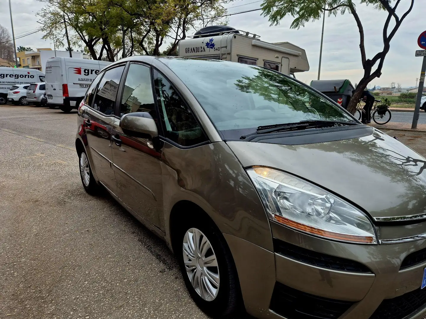 Citroen C4 Picasso 1.6HDI Exclusive - 1