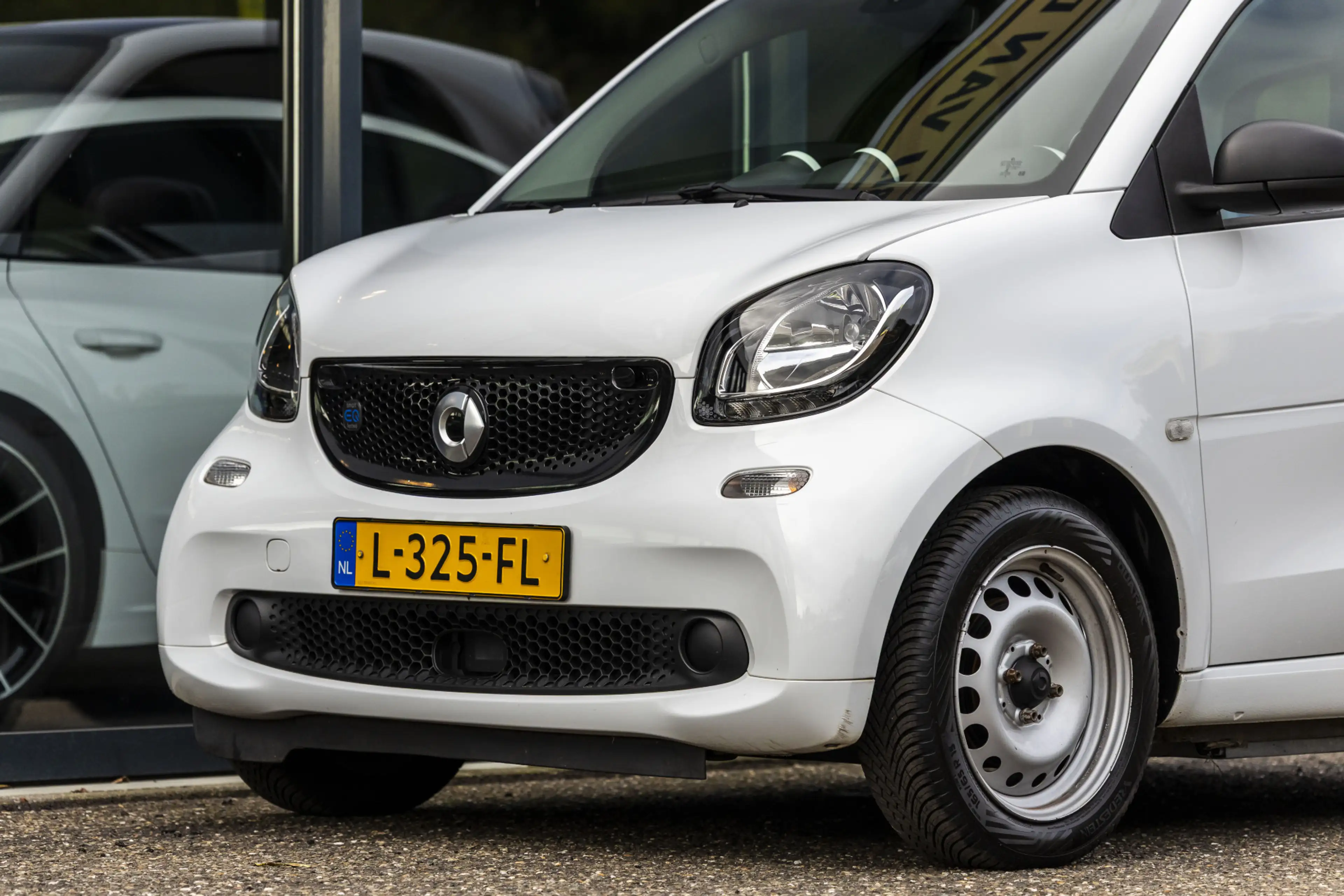 smart forTwo EQ Comfort 18 kWh — photo 11