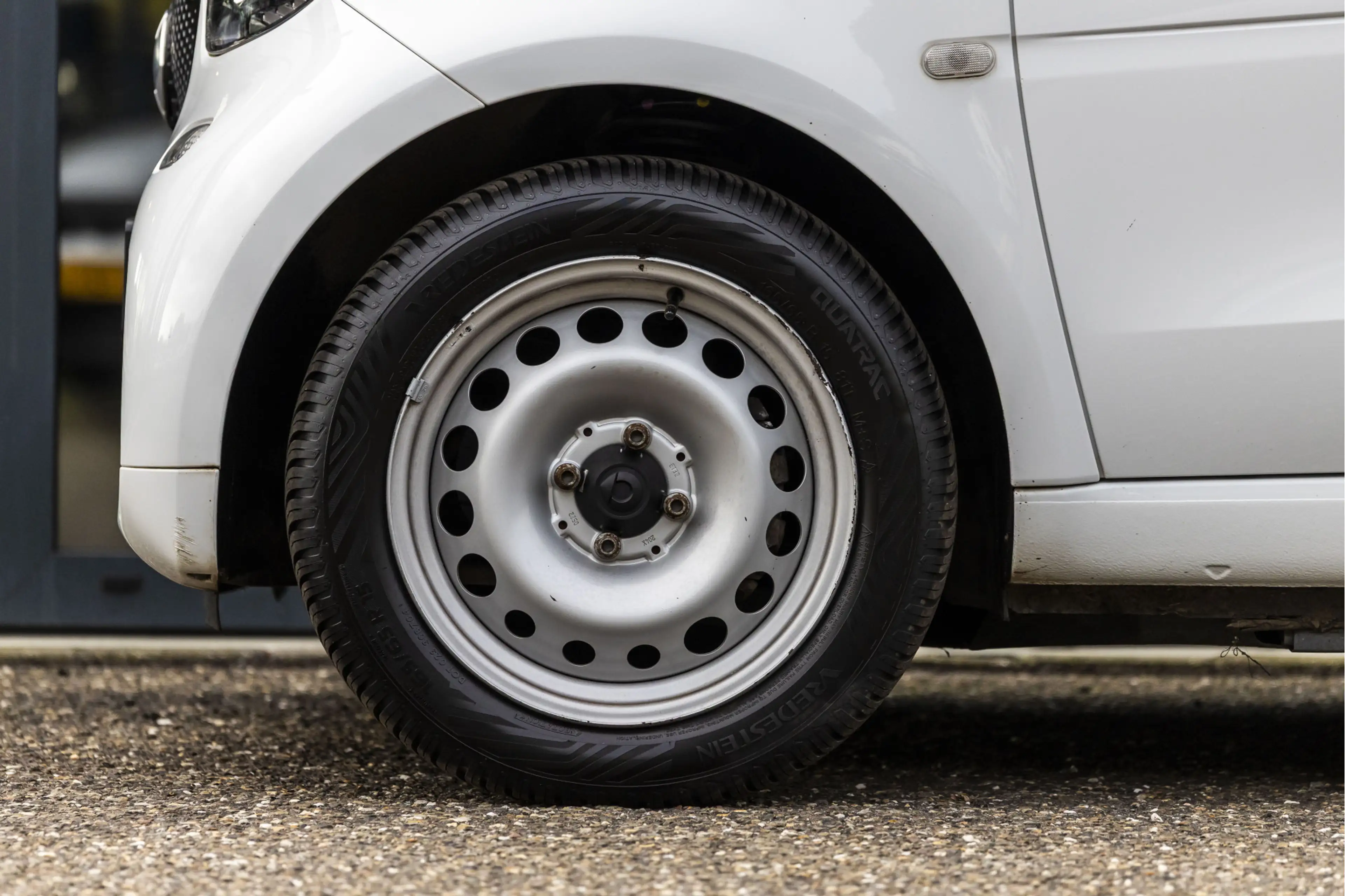 smart forTwo EQ Comfort 18 kWh — photo 9