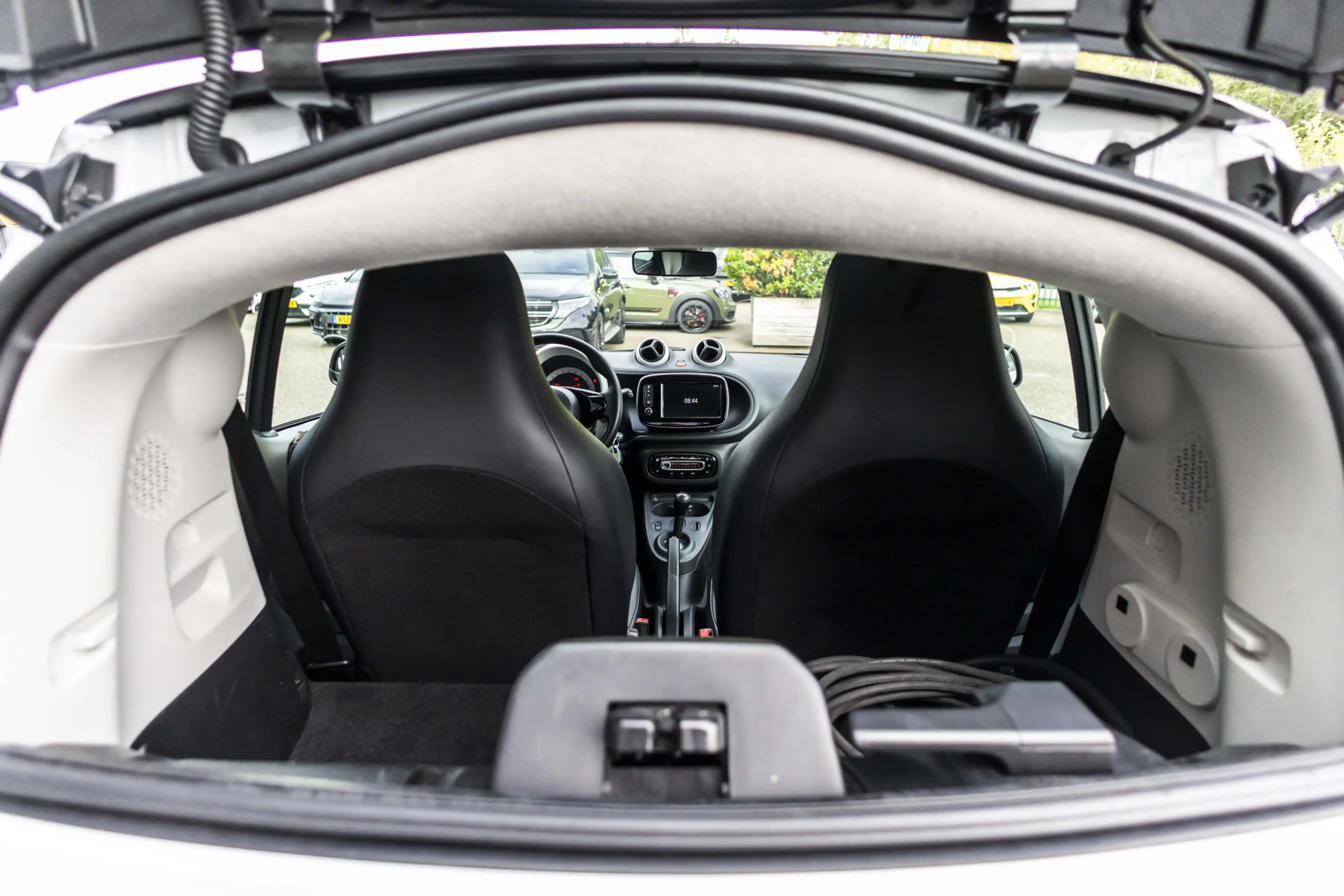 smart forTwo EQ Comfort 18 kWh — photo 13