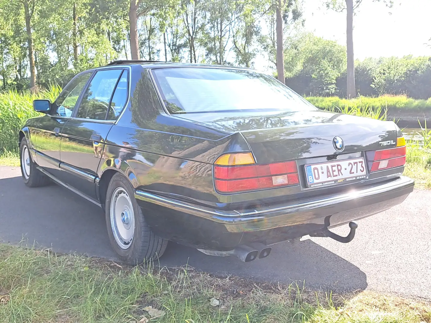 BMW 750 750i L Vert - 2