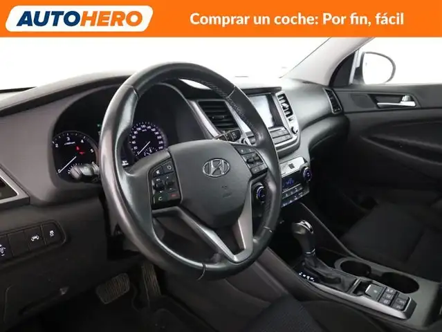 Hyundai Tucson view 12