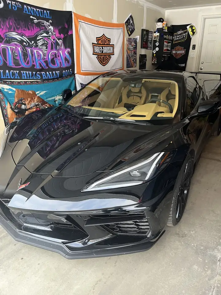 Chevrolet Corvette снимка Chevrolet Corvette