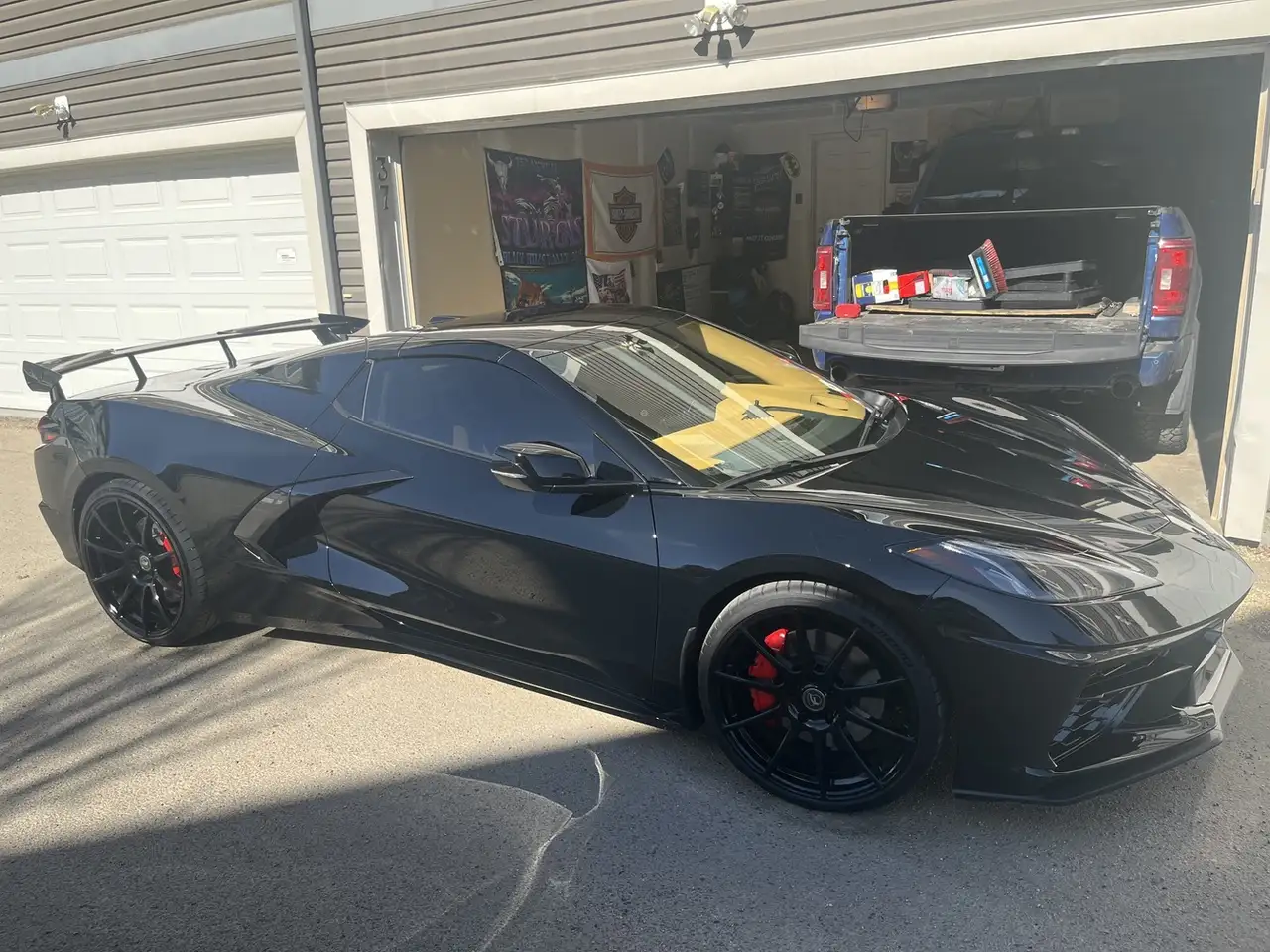 Chevrolet Corvette снимка Chevrolet Corvette