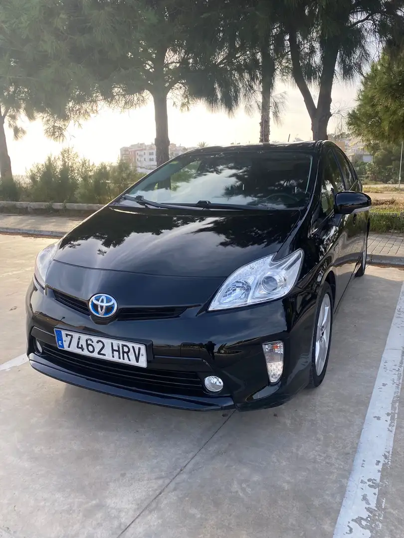 Toyota Prius (Hybrid) Executive - 1