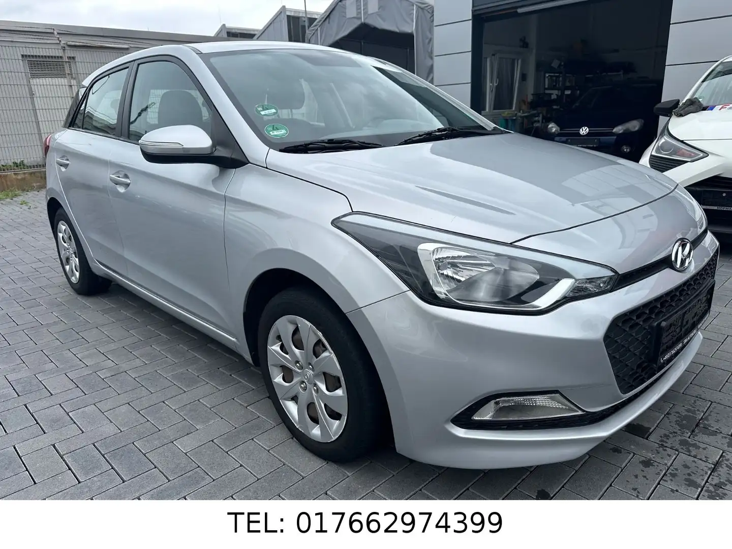 Hyundai i20 Go/TÜV NEUE/KLIMA Silber - 1