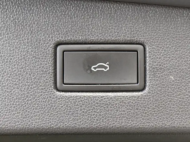 Volkswagen Tiguan view 7