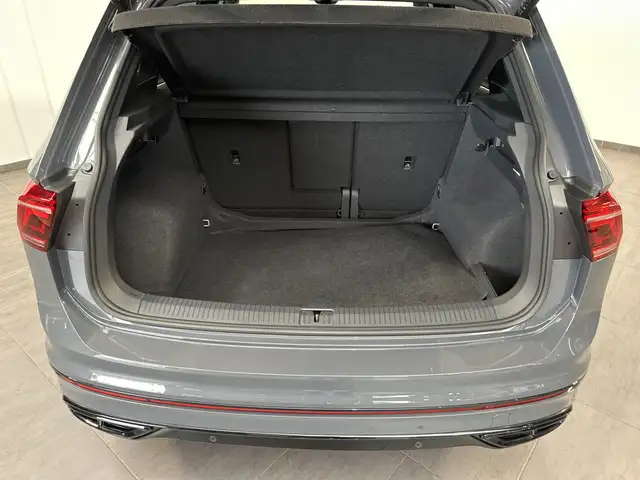 Volkswagen Tiguan view 6