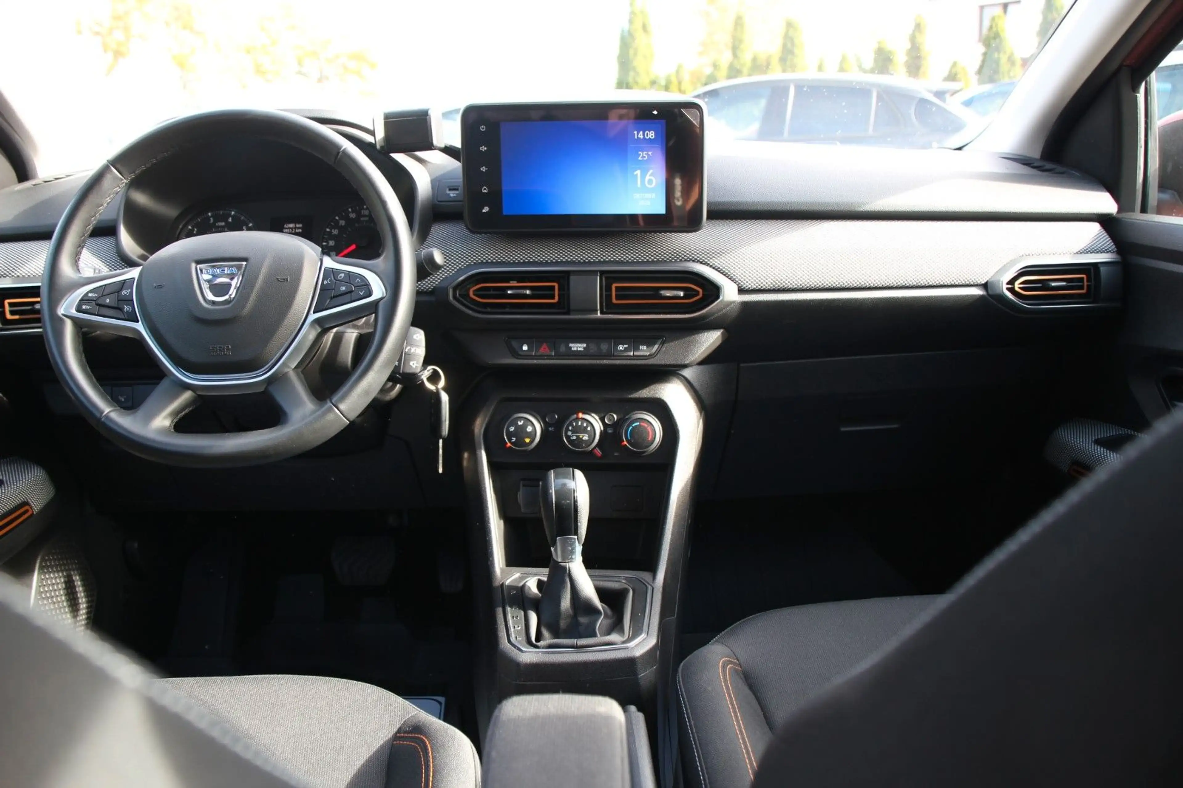 Dacia Sandero III Stepway Comfort — photo 11